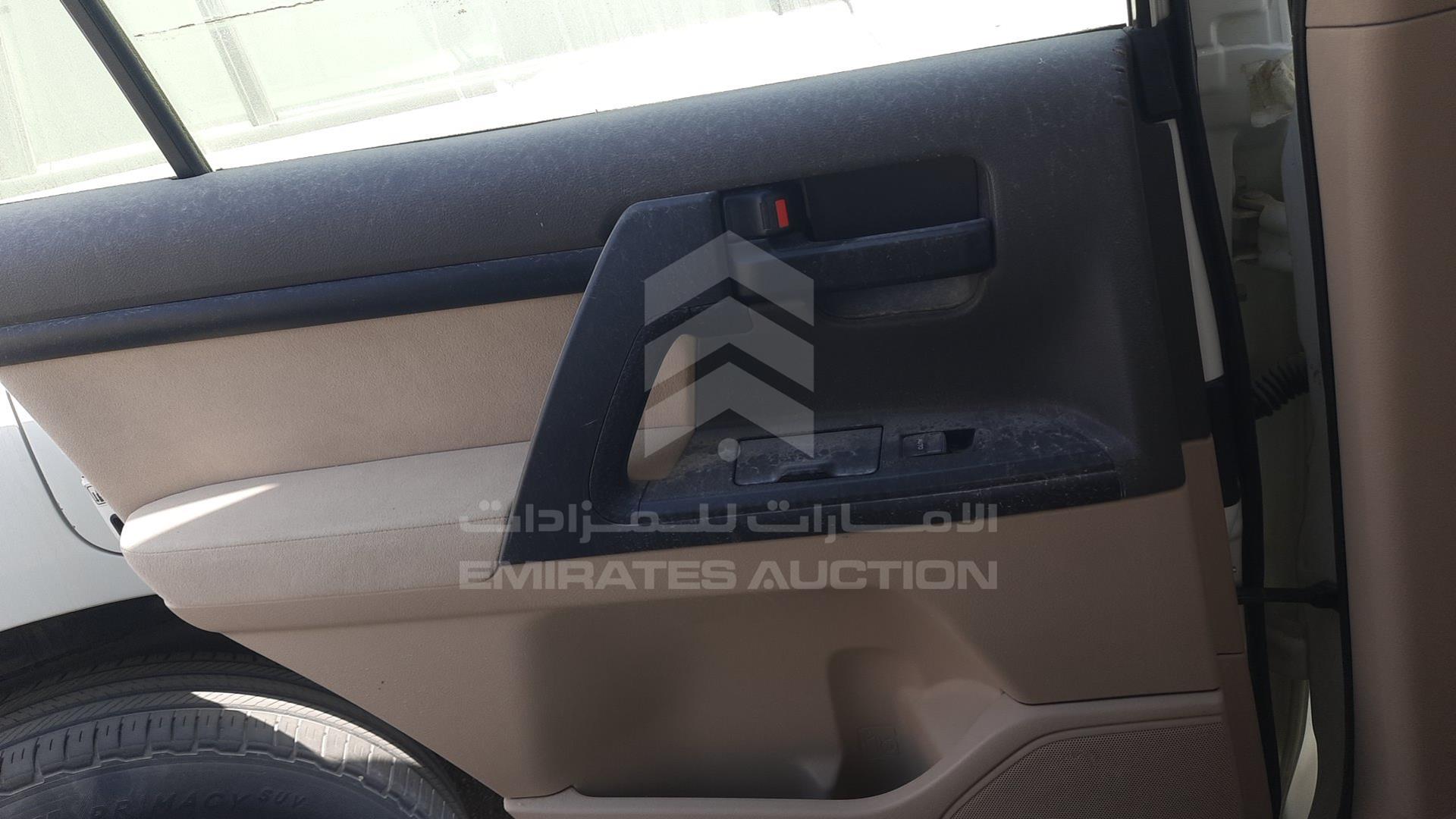 2013 TOYOTA LAND CRUISER VIN: JTMDU09J9D5064936