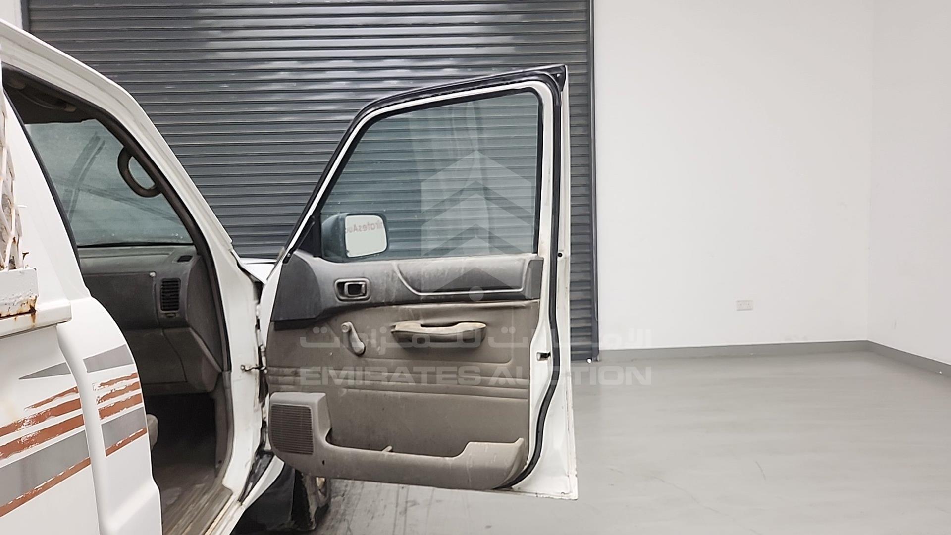 2002 NISSAN PICKUP VIN: JN6BY15Y82A500987