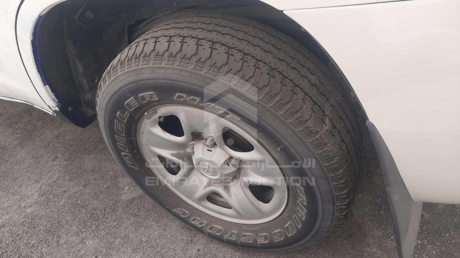2013 TOYOTA LAND CRUISER VIN: JTMDU09J5D5065114