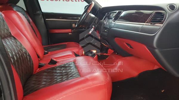 Lincoln Town 2011 2LNBL8CV0BX755963 Image 16