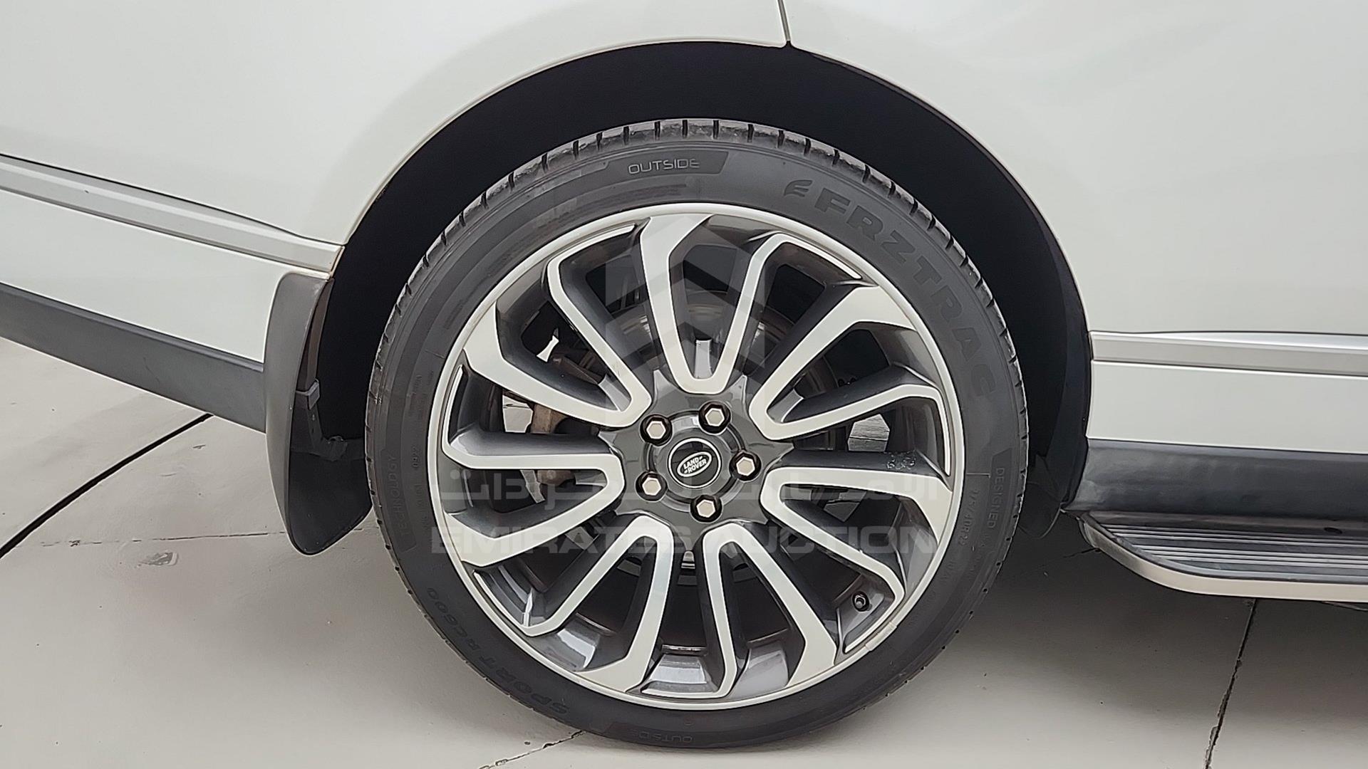 2016 RANGE ROVER VOGUE VIN: SALGA2DF3GA298871