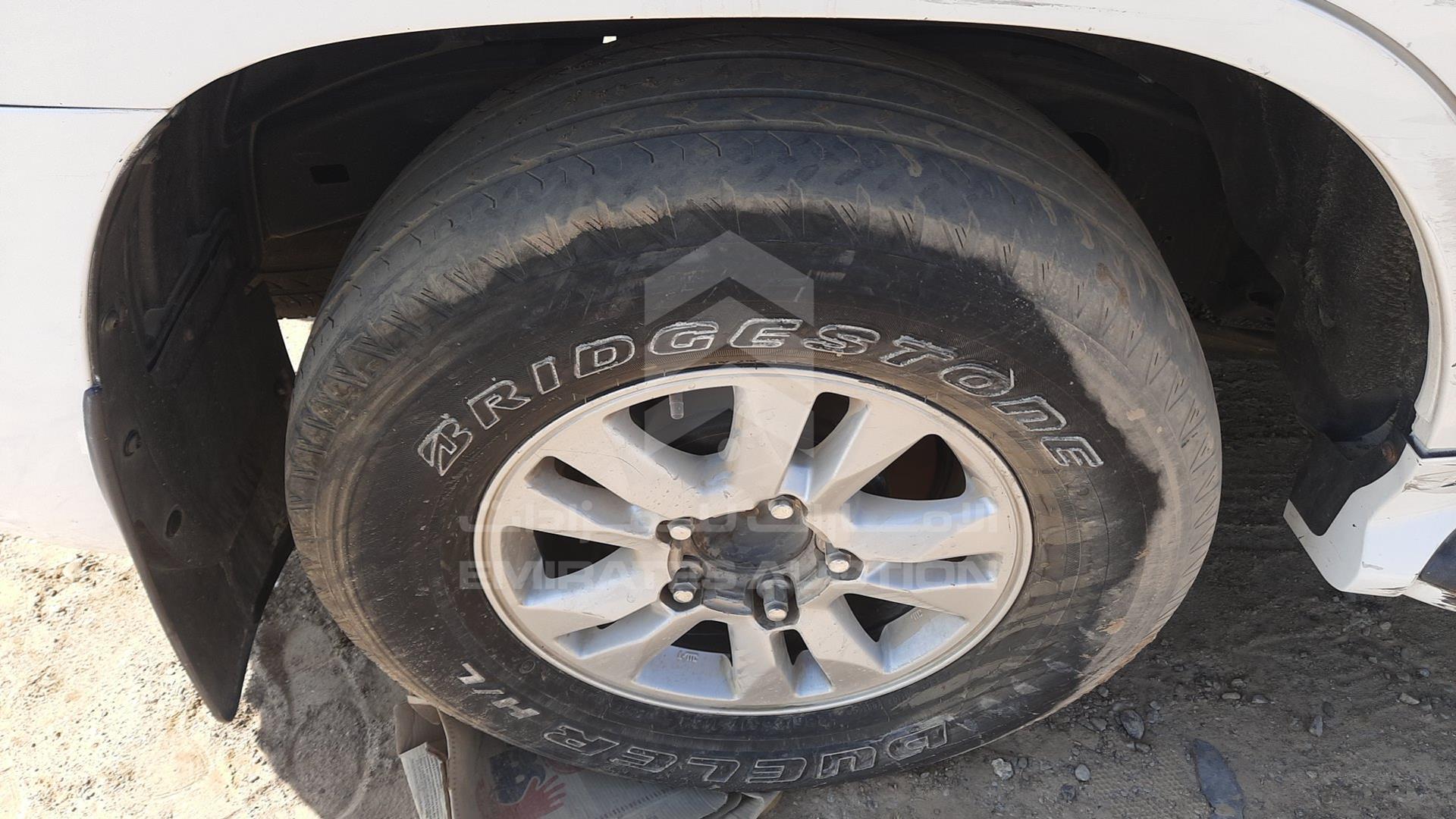 2009 TOYOTA LAND CRUISER VIN: JTMHU09J195011270