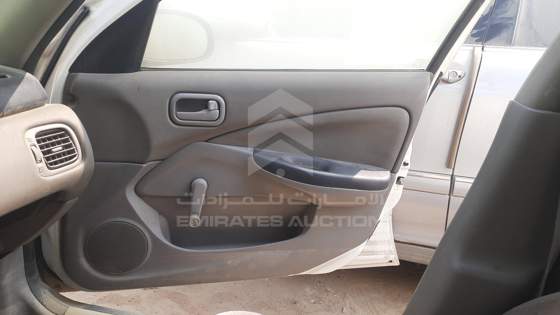 2002 NISSAN SUNNY VIN: JN1EN61SX2W055391