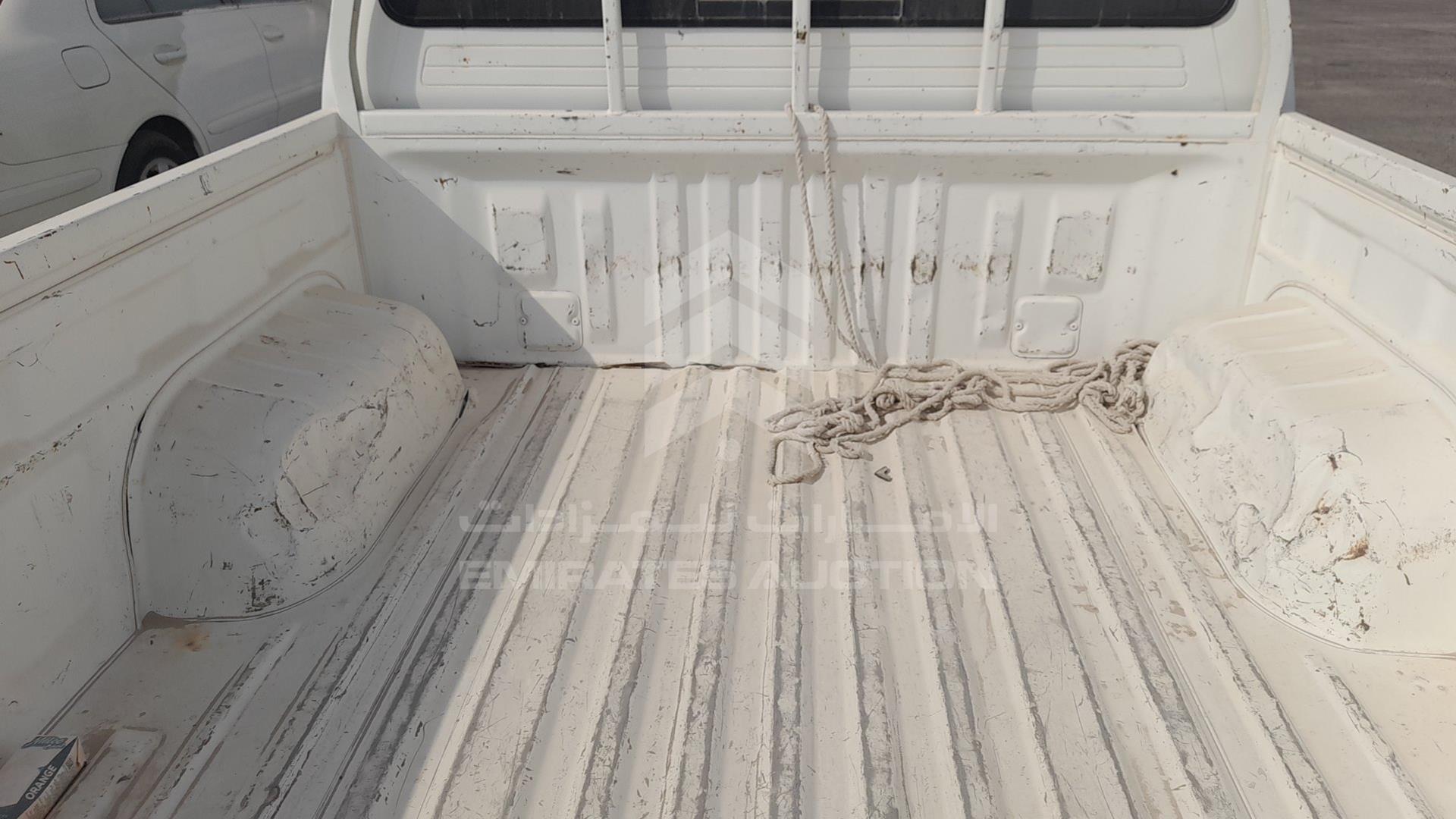 2014 TOYOTA HILUX VIN: MR0EX12G0E2347200