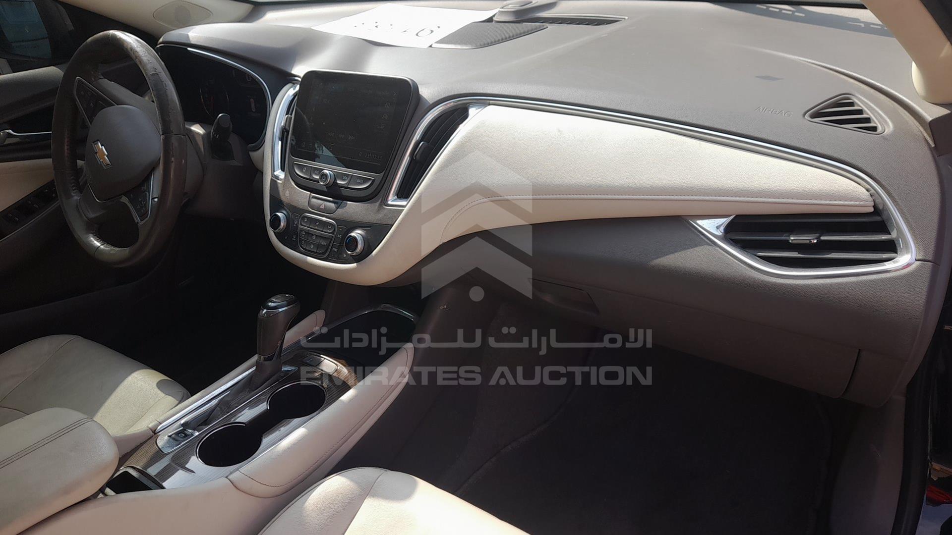 2019 CHEVROLET MALIBU VIN: KL1ZC5DXXKB109888