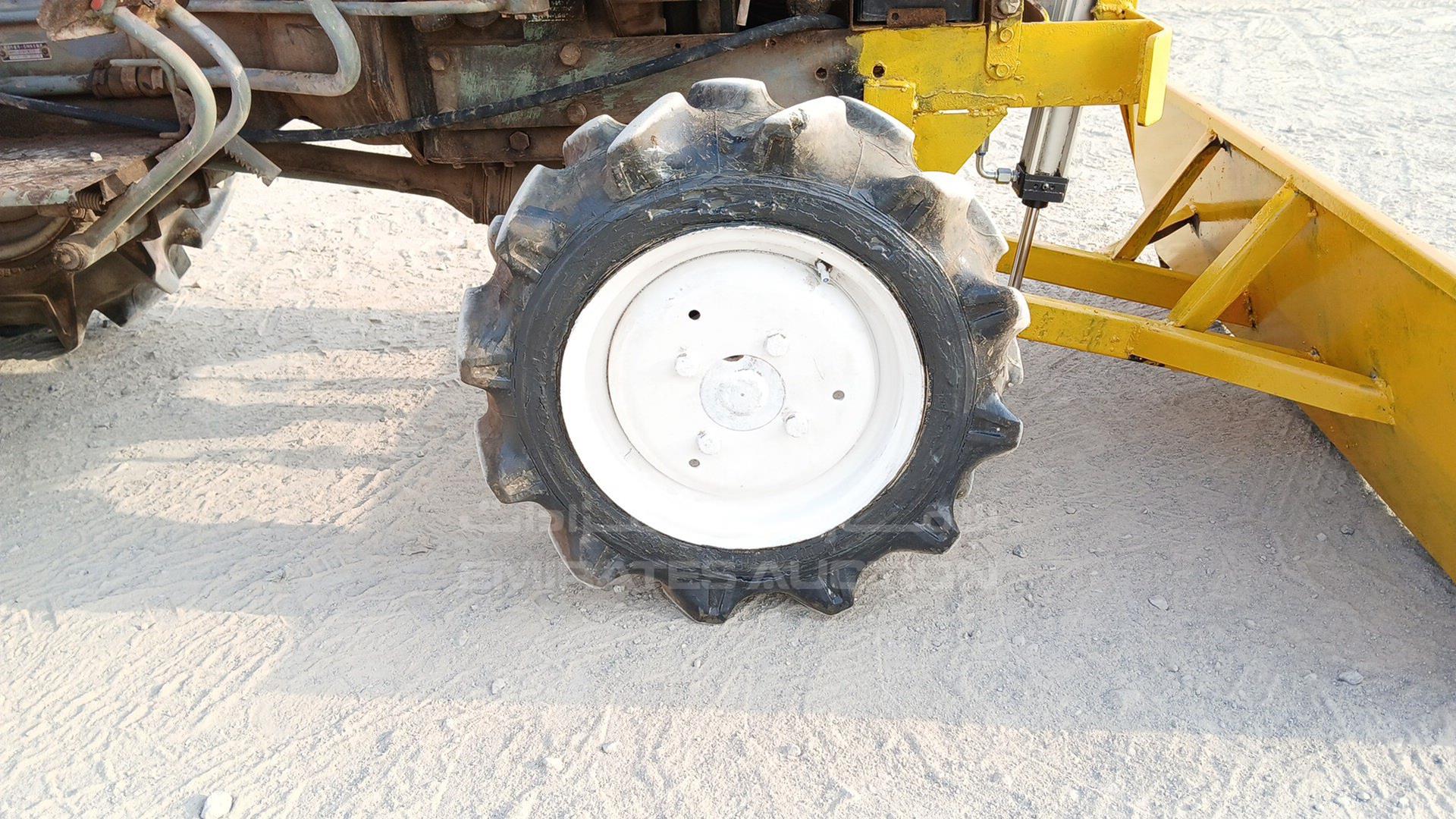 0 YANMAR --- VIN: YM1300D12005