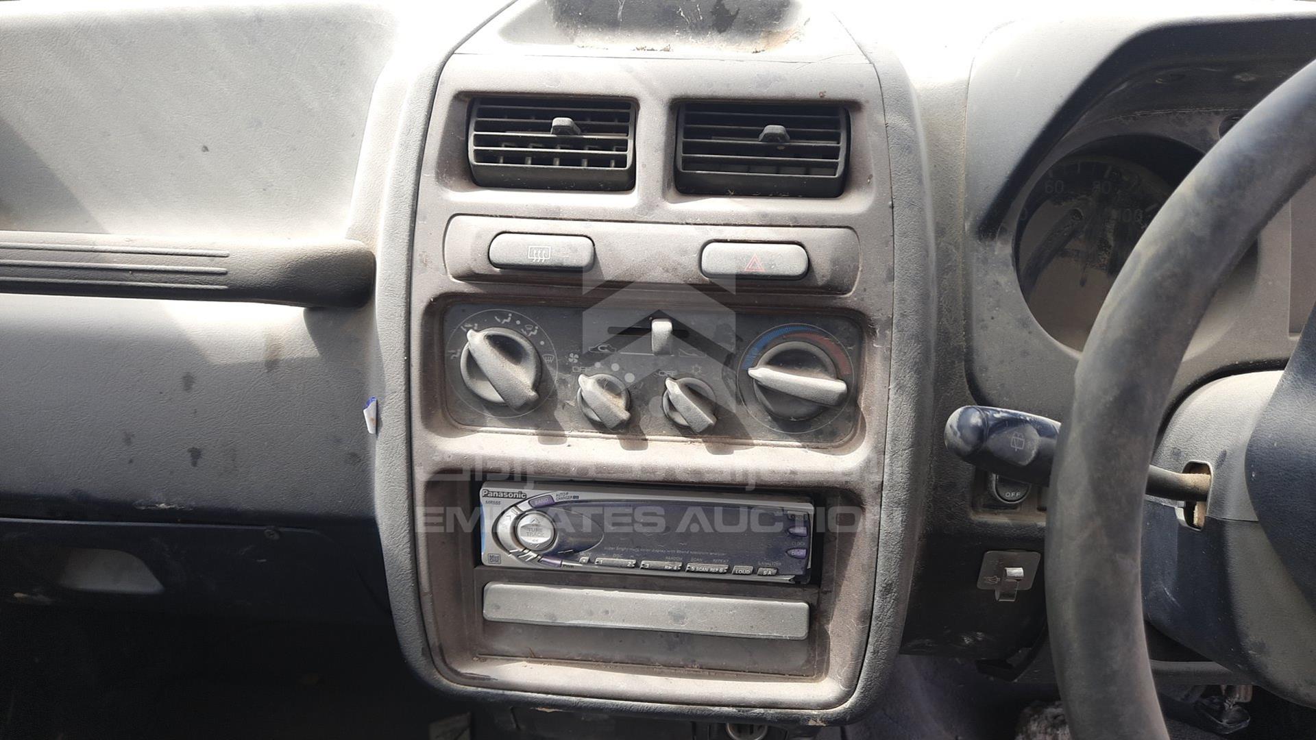 0 MITSUBISHI --- VIN: H56A5222093