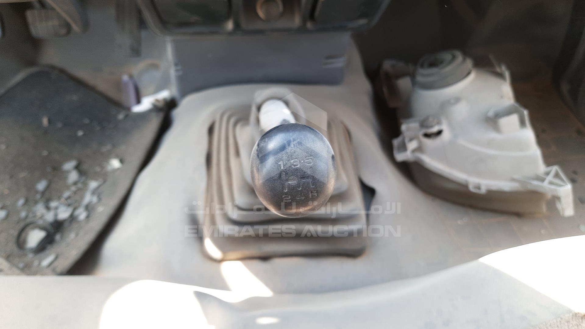 2005 NISSAN PICKUP VIN: JN6DD23S35X170590