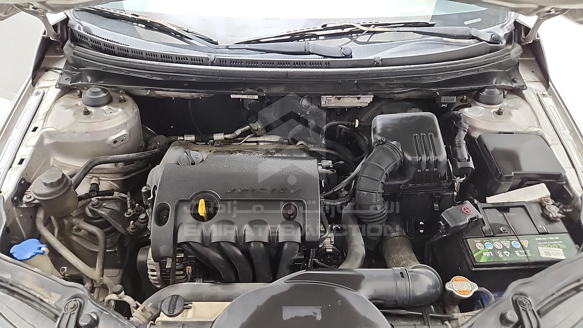 2012 KIA CERATO VIN: KNAFU411BC5962272