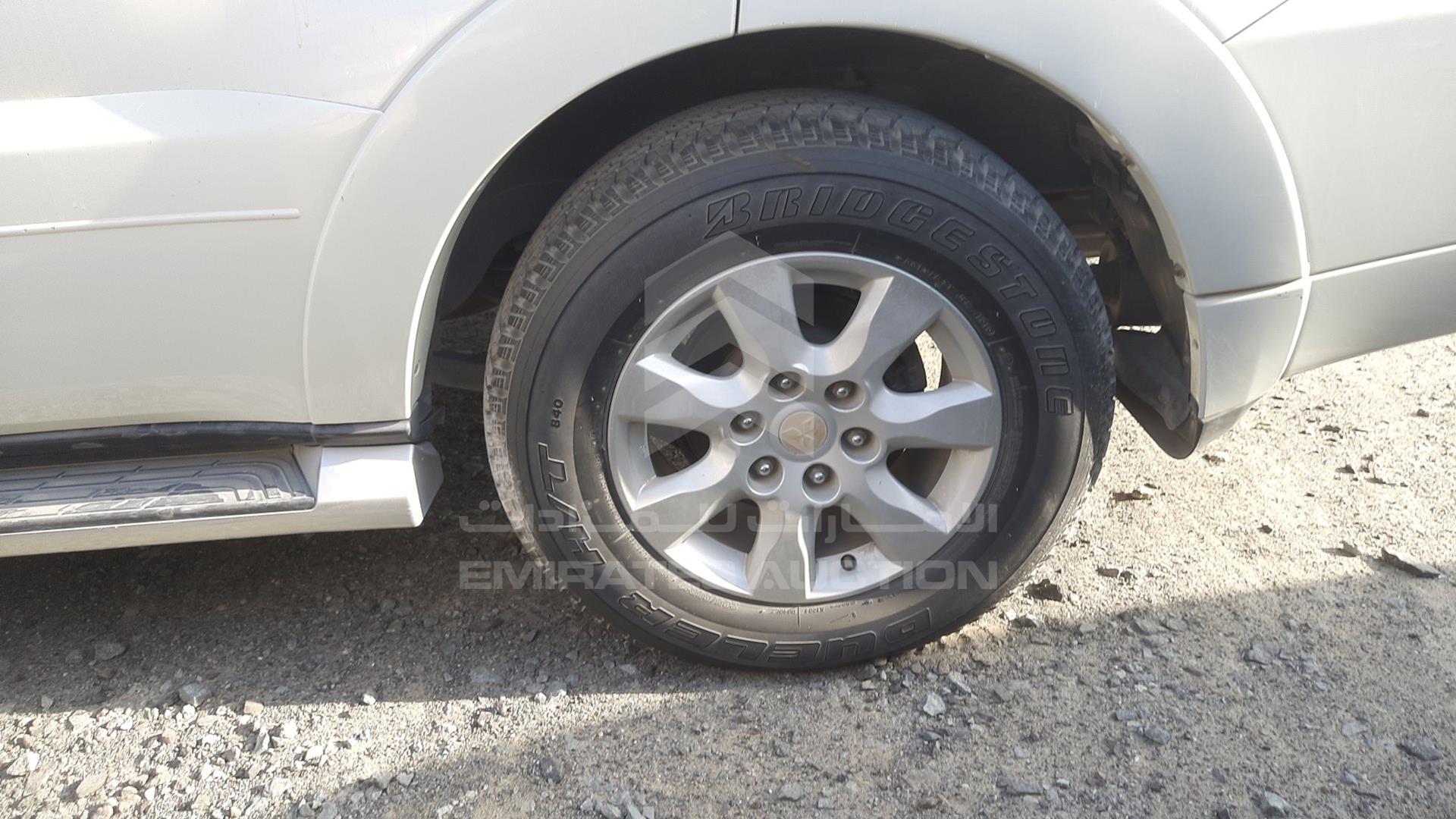 2013 MITSUBISHI PAJERO VIN: JMYLRV95WDJ704832
