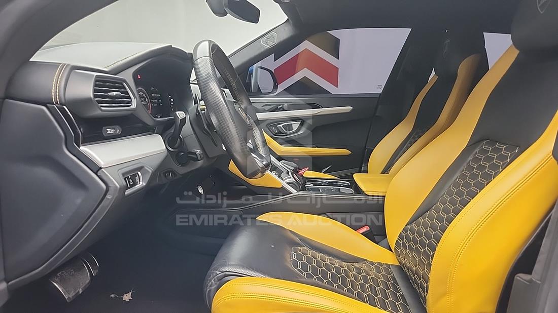 2021 Lamborghini Urus — Front Left Driver Seat View — Photo 15