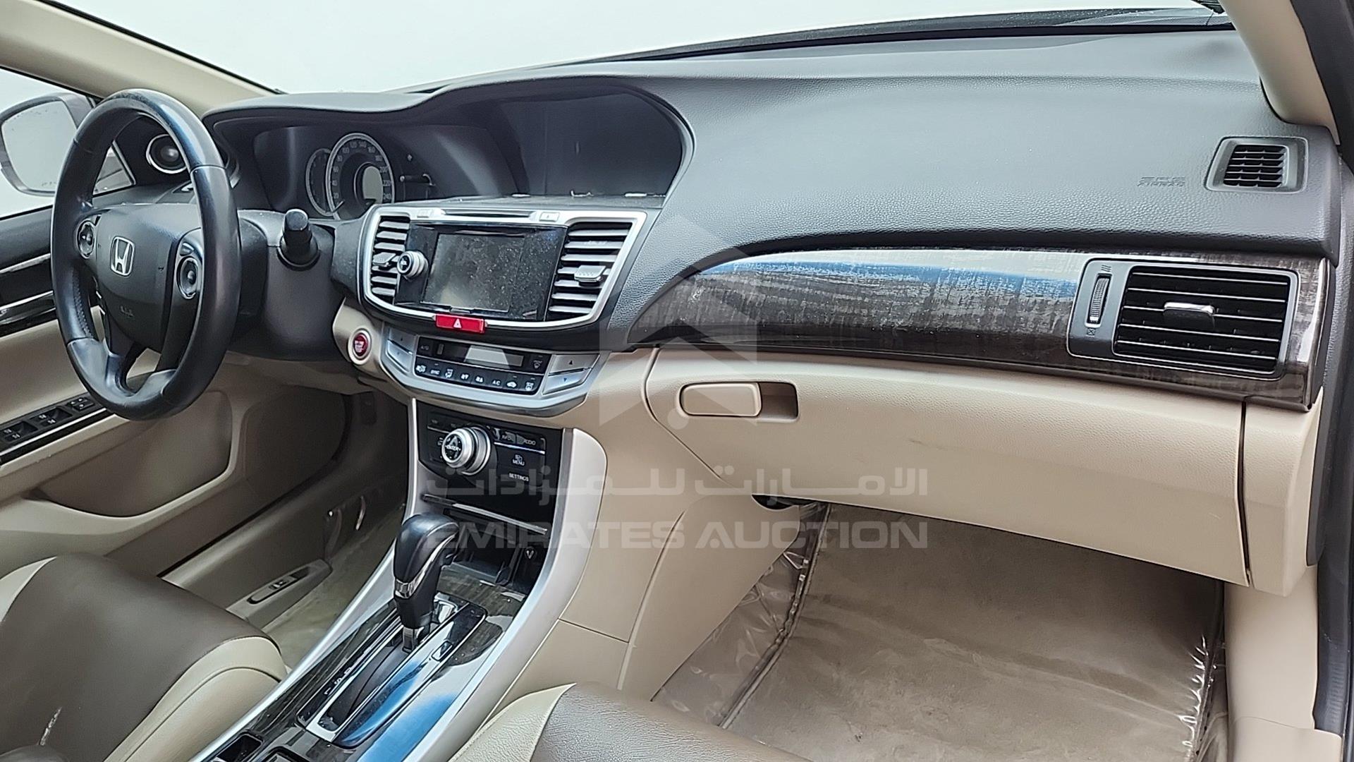 2015 HONDA ACCORD VIN: LUCCR2665F3406434