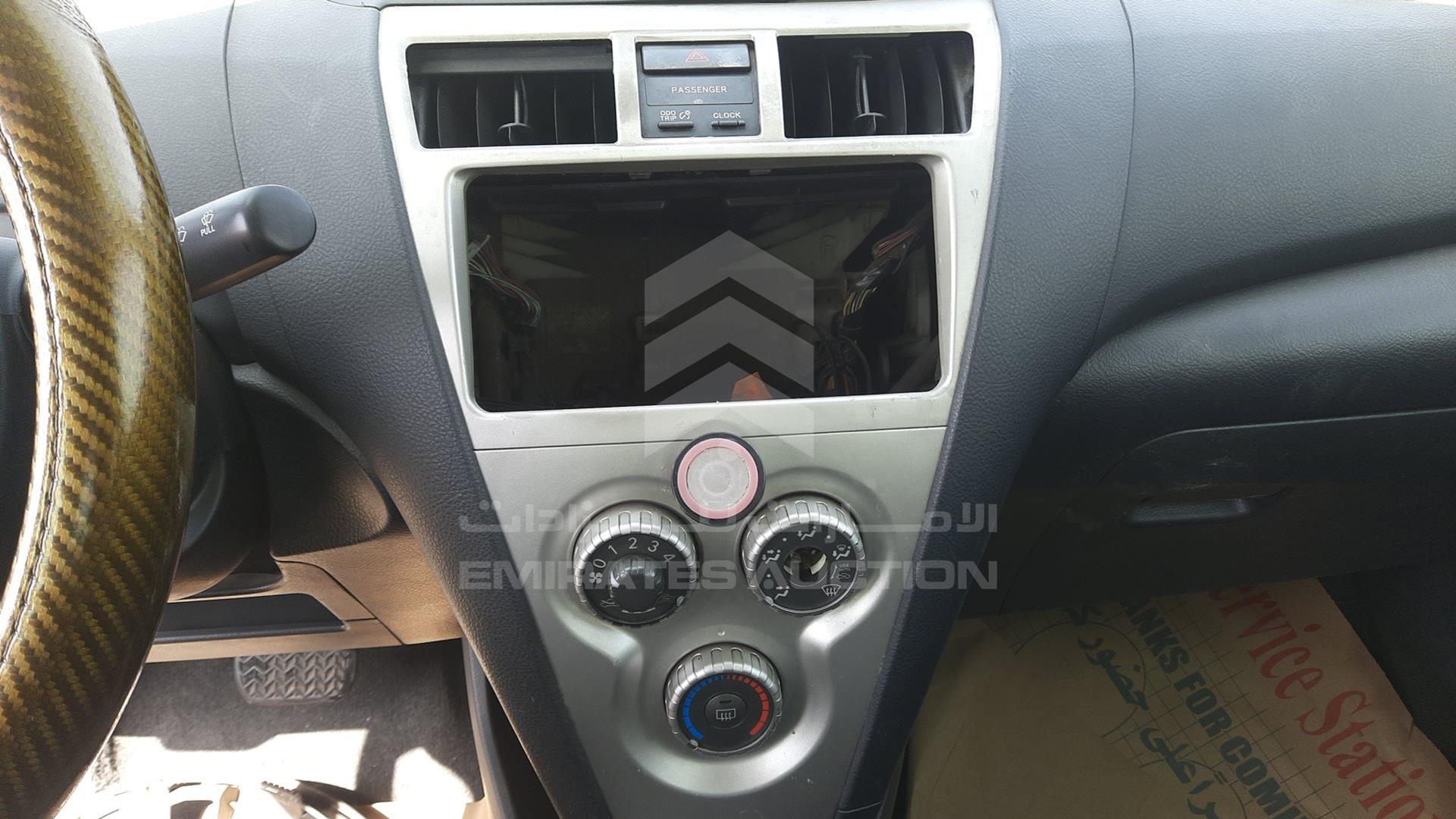2006 TOYOTA YARIS VIN: JTDBW933361022451