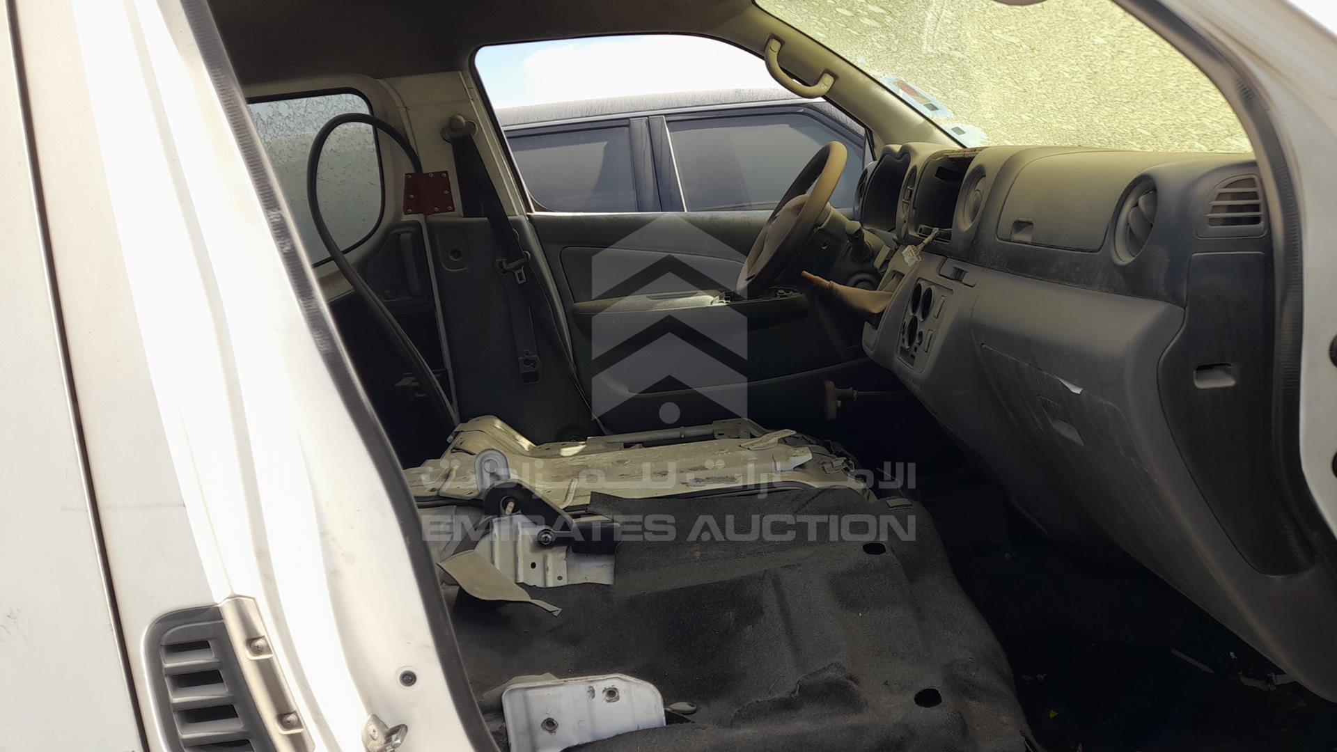 2015 NISSAN URVAN VIN: JN6BE6BS2F9001485