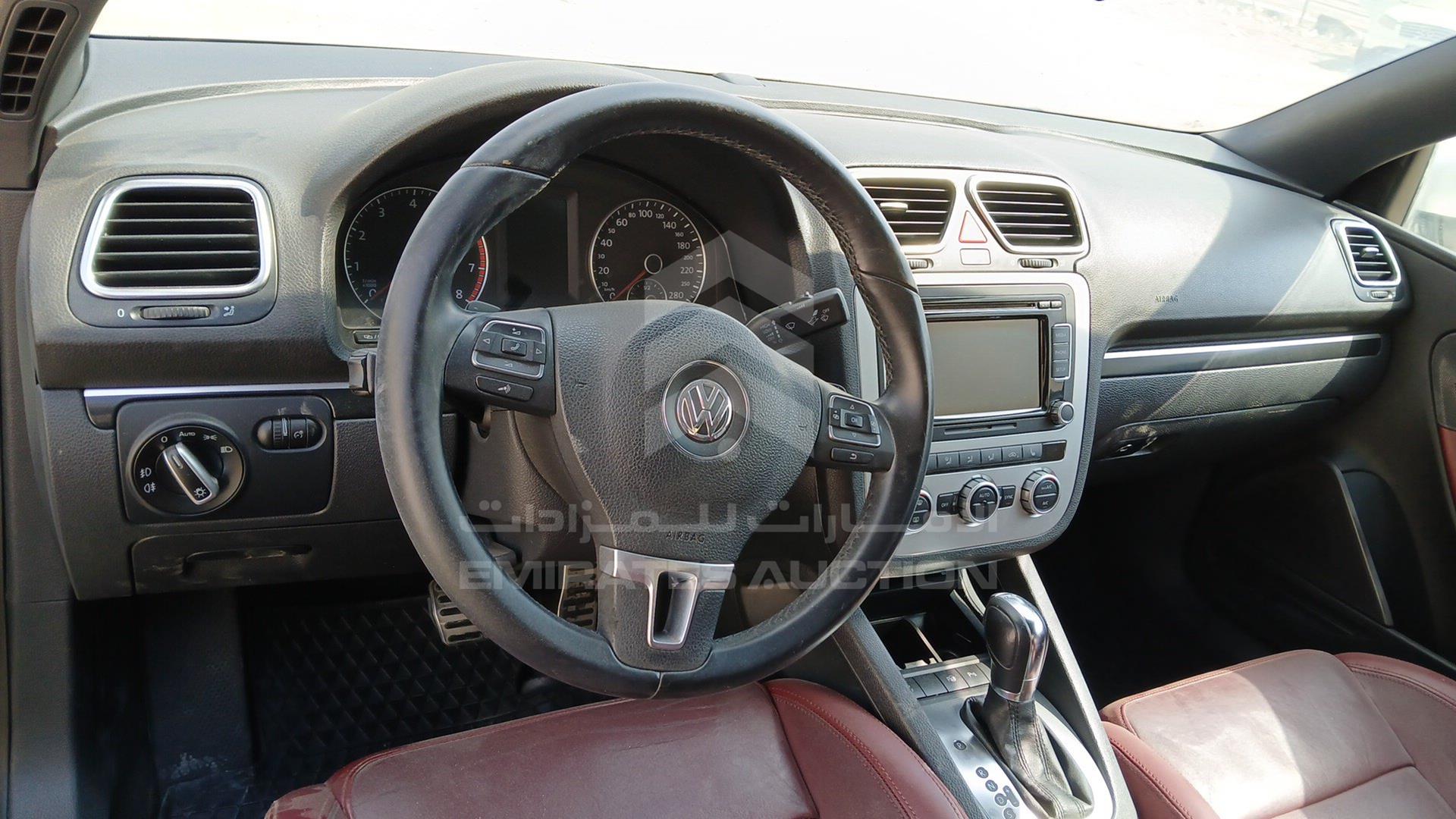 2013 VOLKSWAGEN EOS VIN: WVWAM2AH2DV002429