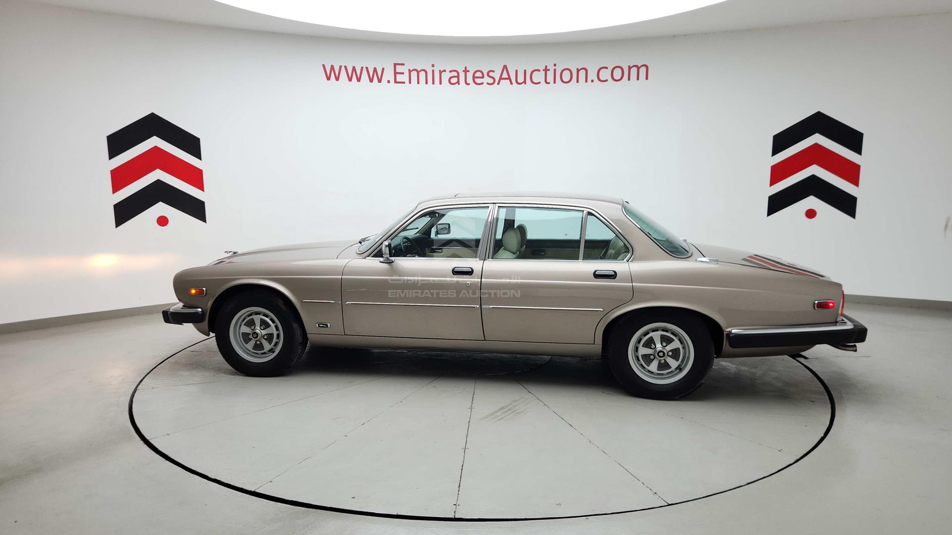 1987 JAGUAR XJ 6 VIN: SAJAY1345HC476001