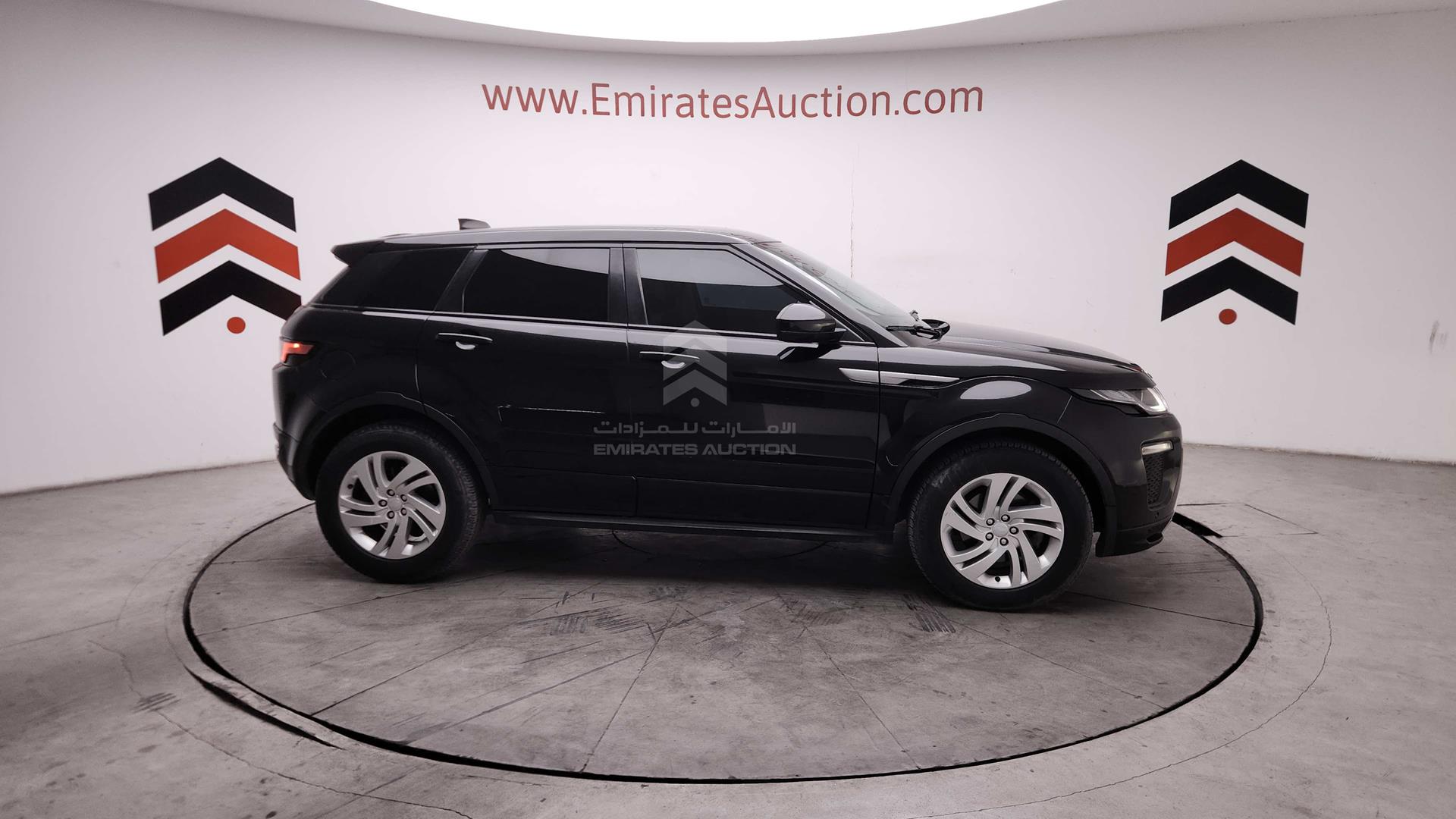 2019 RANGE ROVER EVOQUE VIN: SALVP2RX0JH292094
