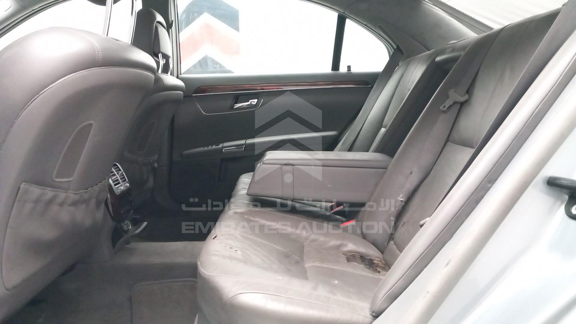 2008 MERCEDES S 550 VIN: WDDNG71X38A189891