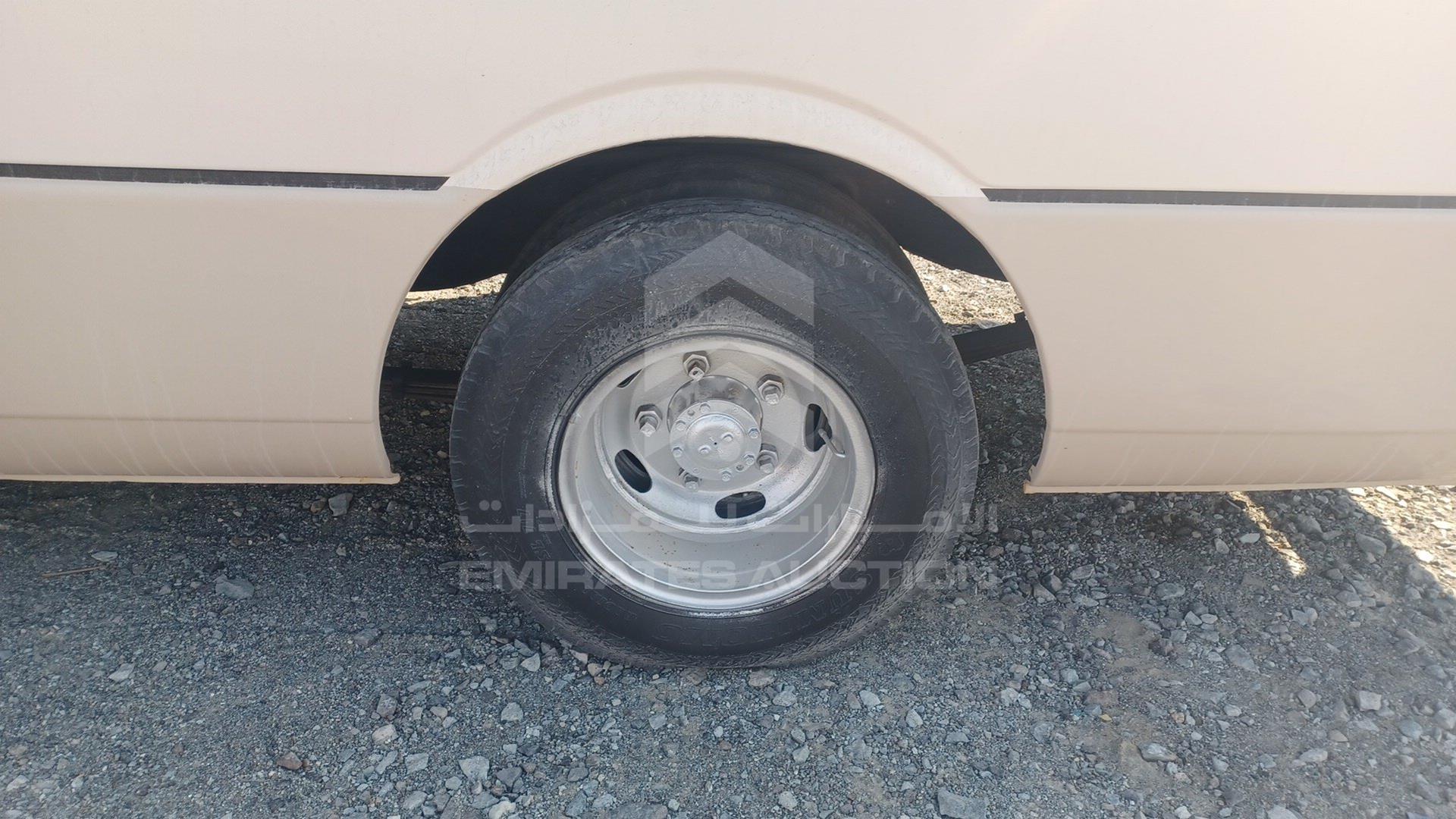 2018 MITSUBISHI ROSA VIN: JL5B3E6P3JPG00256