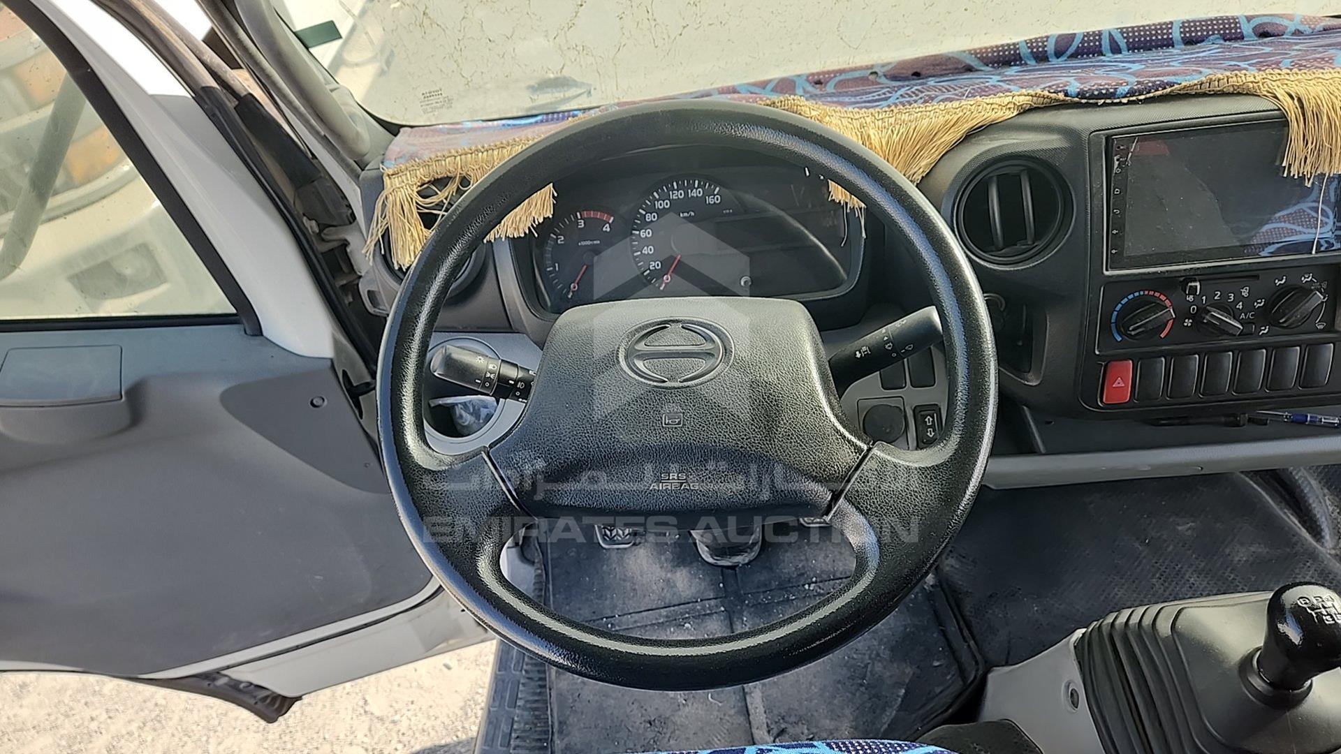 2020 HINO 300 VIN: JHHUCN1H5LK033981