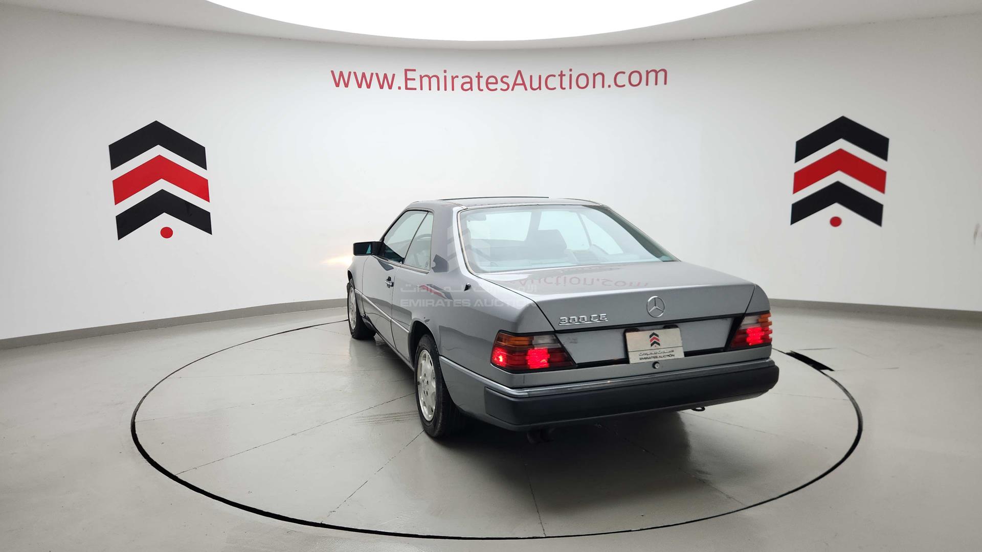 1990 MERCEDES CE 300 VIN: WDBEA51D6LB147139