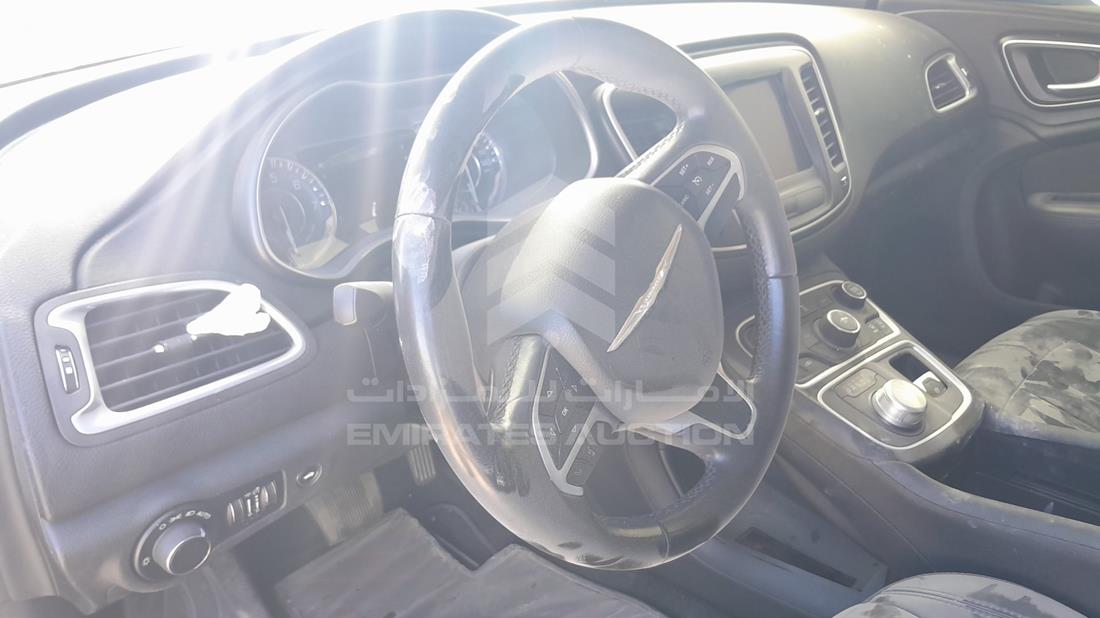 2015 Chrysler 200 — Full Dashboard View — Photo 15