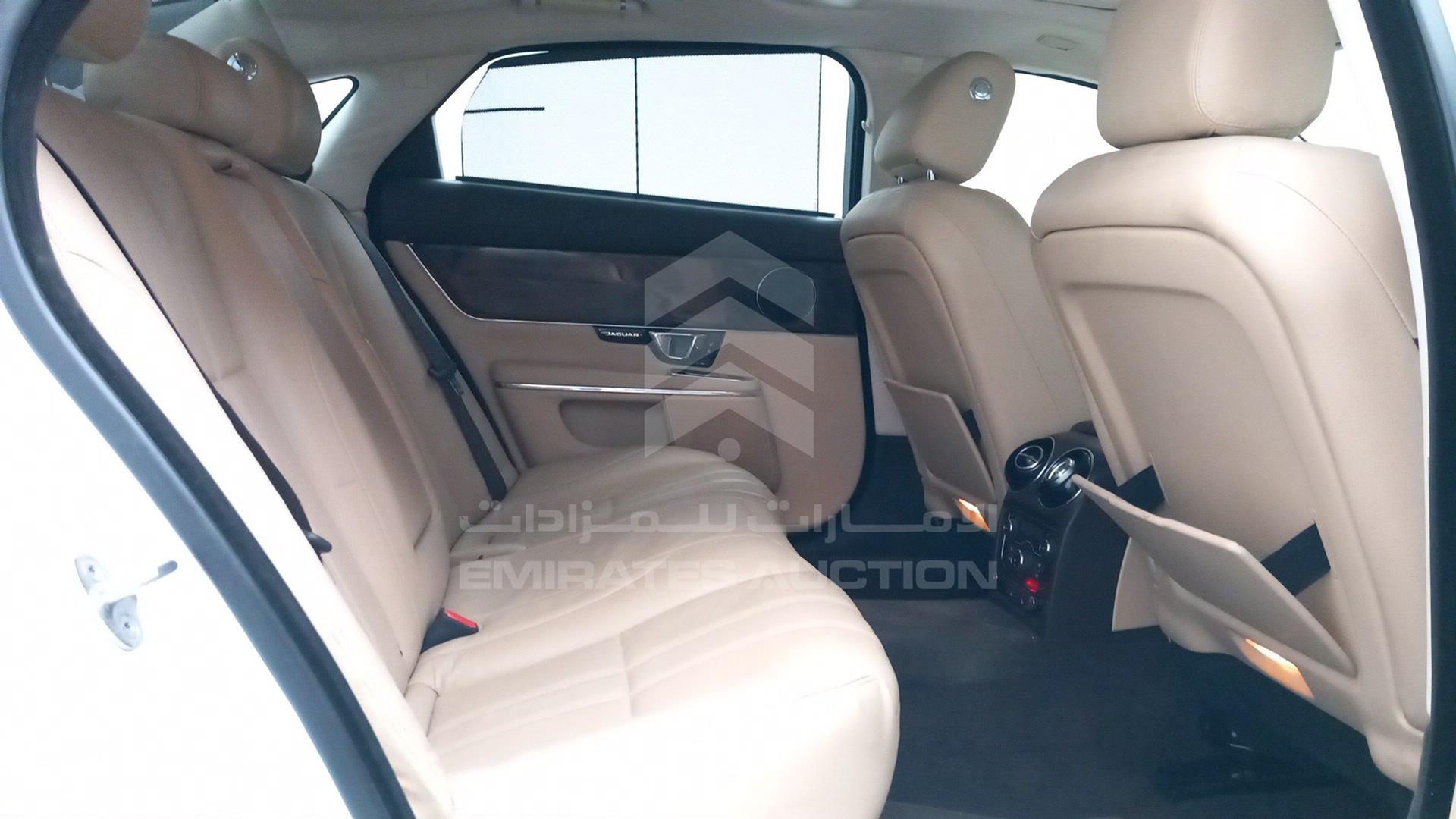 2016 JAGUAR X J VIN: SAJAA20A4G8V97706