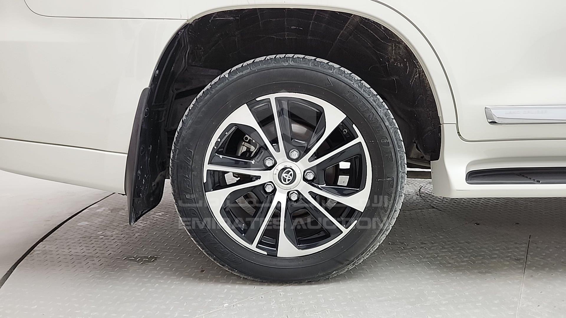 2021 TOYOTA LAND CRUISER VIN: JTMHX01J7M4225066