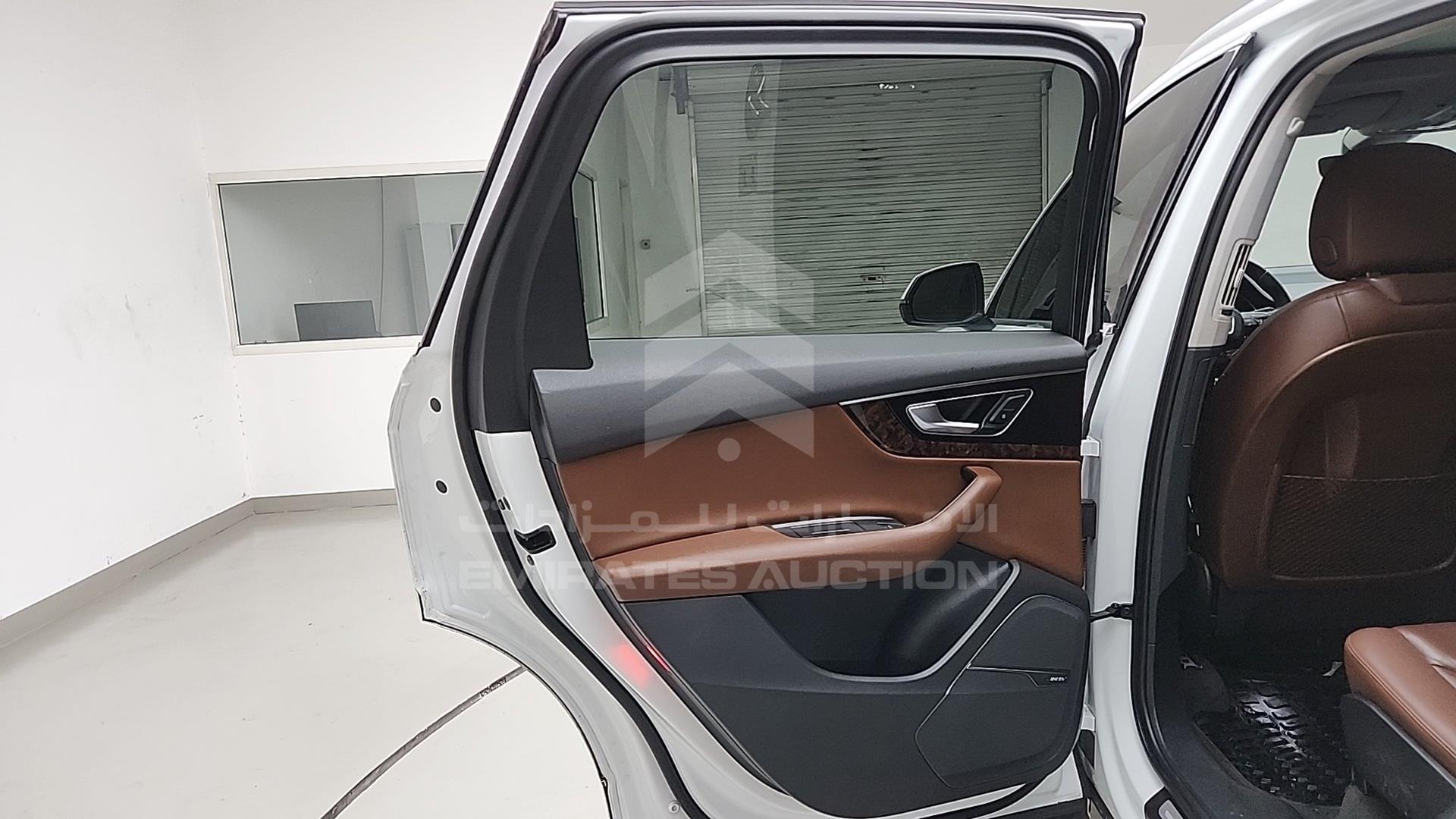 2017 AUDI Q7 VIN: WA1LAAF75HD026709