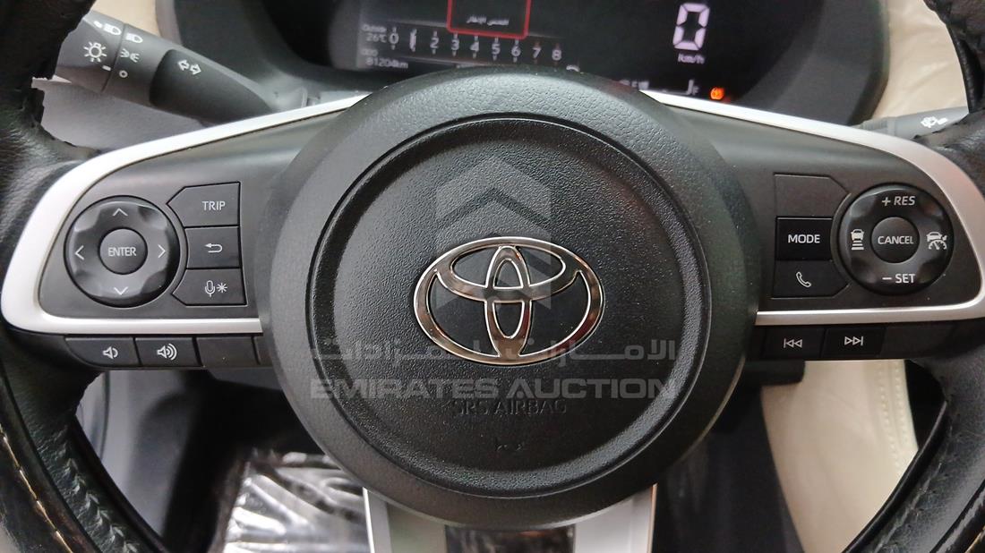2023 Toyota Yaris — Steering & Mounted Controls — Photo 18