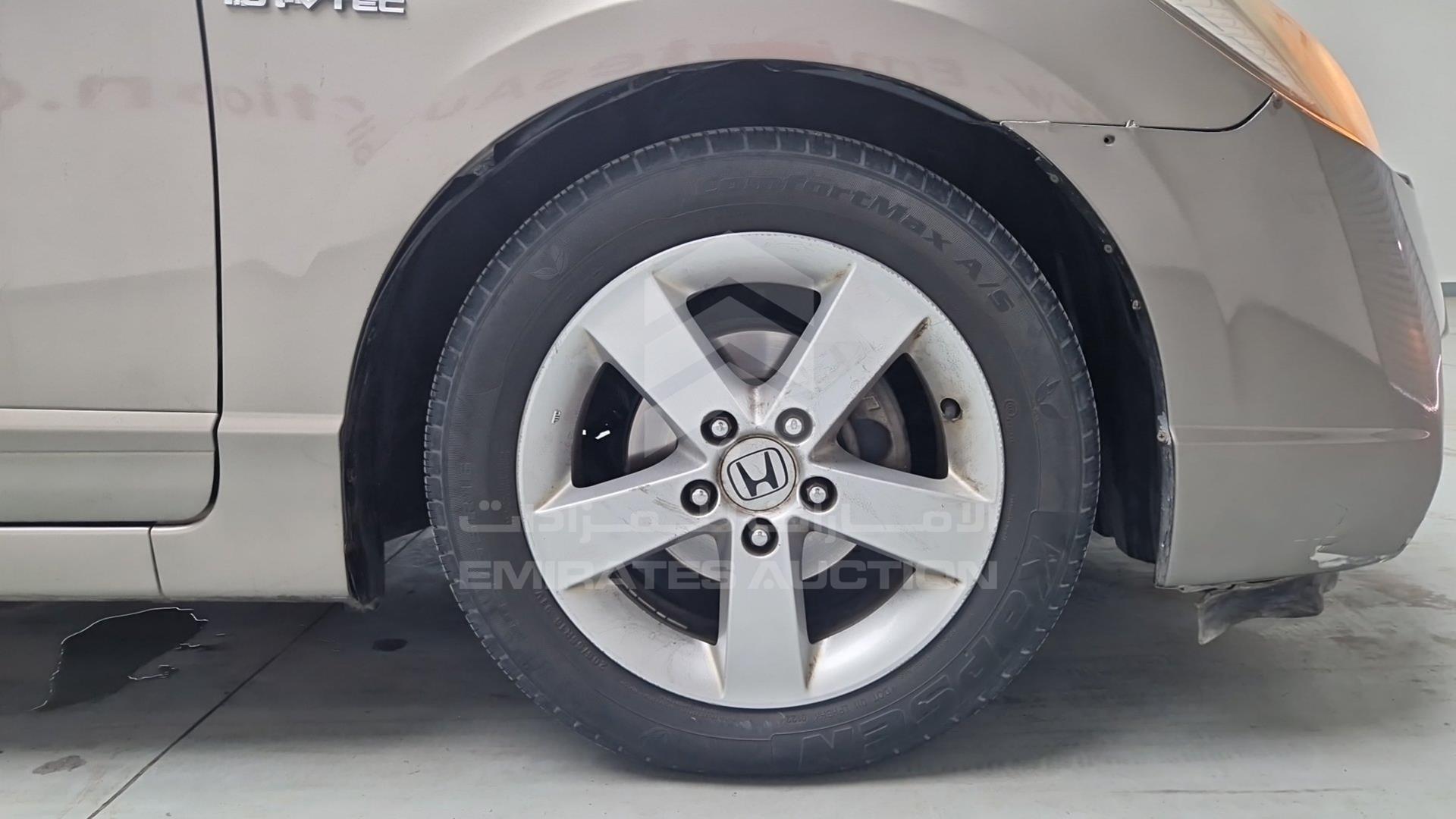 2008 HONDA CIVIC VIN: JHMFD16758S415645