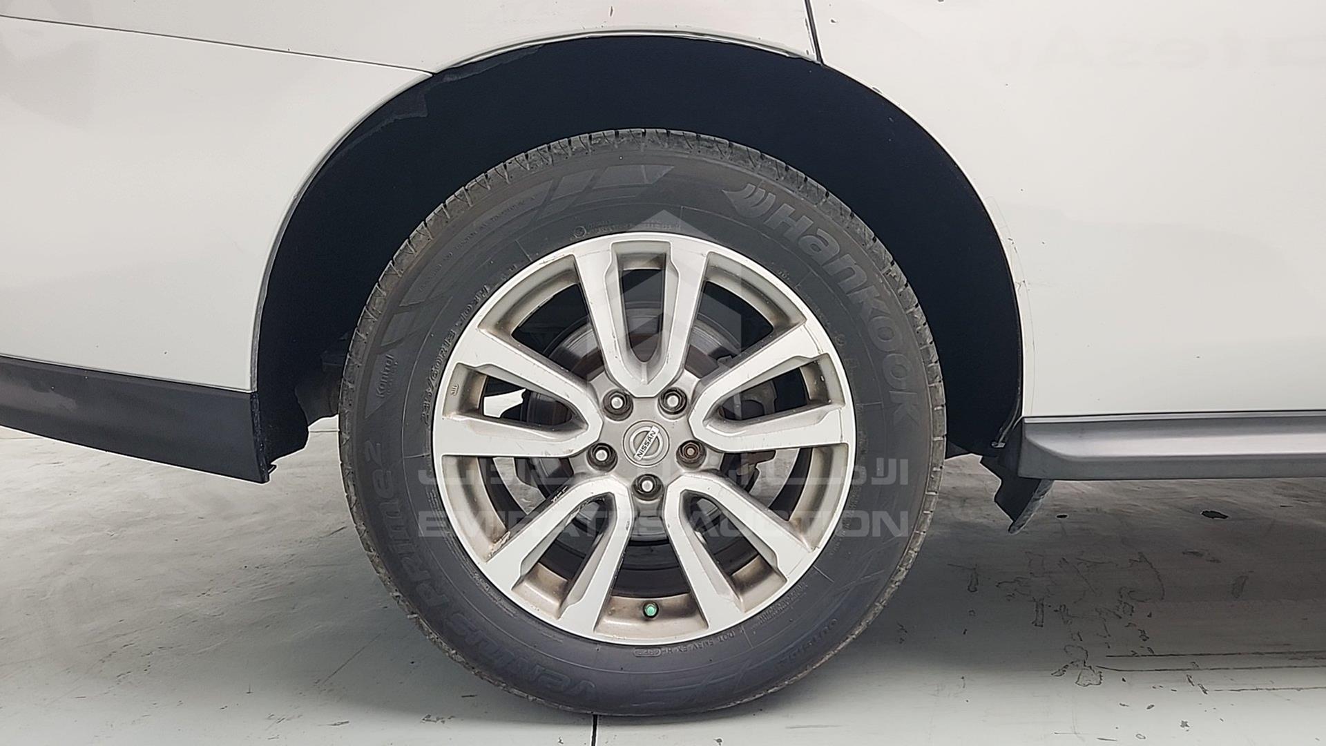 2015 NISSAN PATHFINDER VIN: 5N1AR2M74FC610631