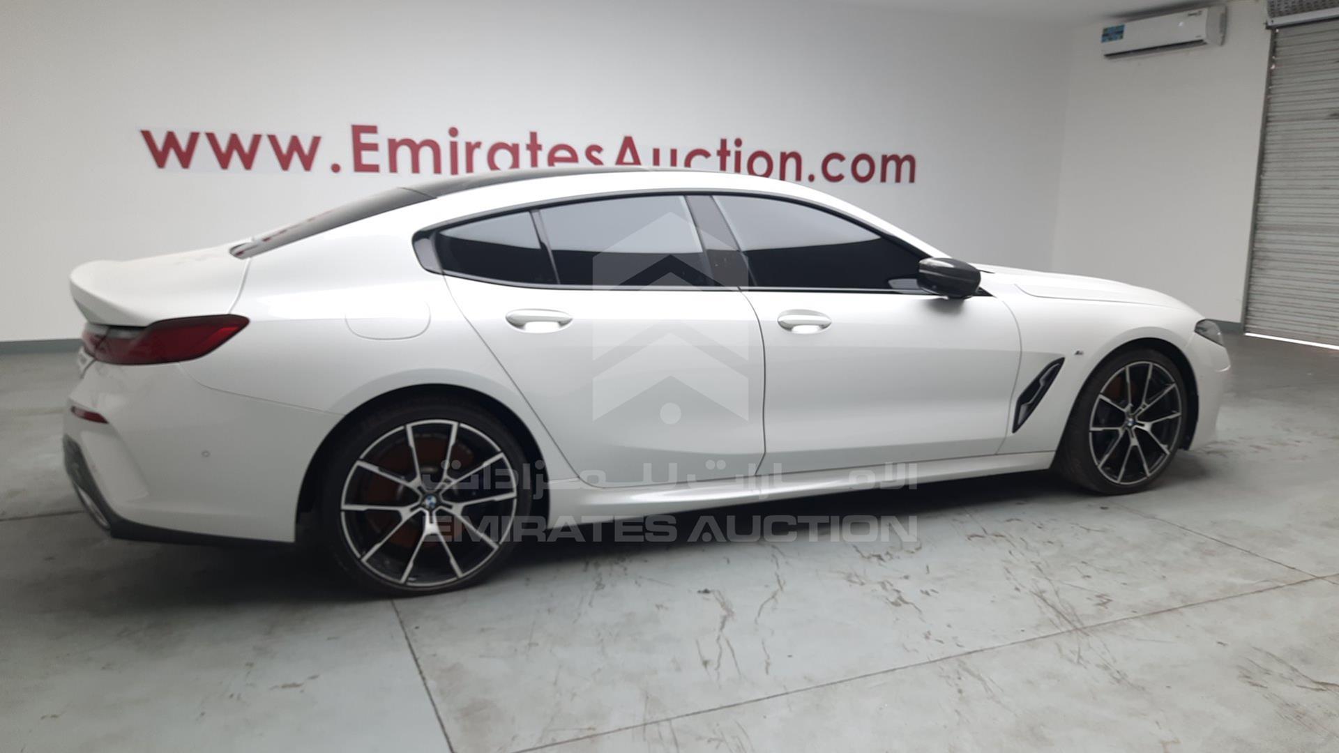 2020 BMW 840 VIN: WBAGV2A04LCE07560