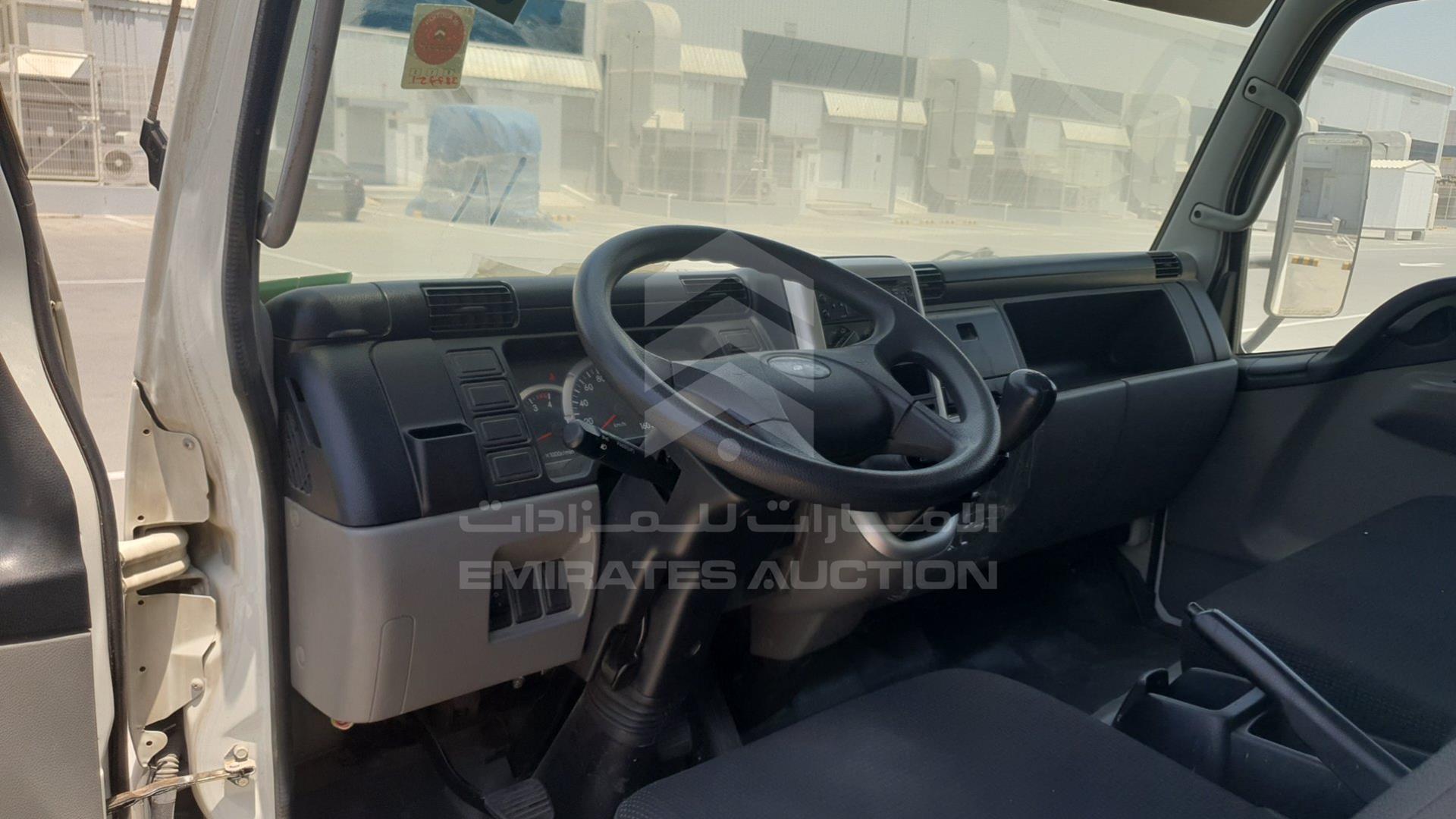 2017 MITSUBISHI CANTER VIN: JL7B6E1P4HK016110