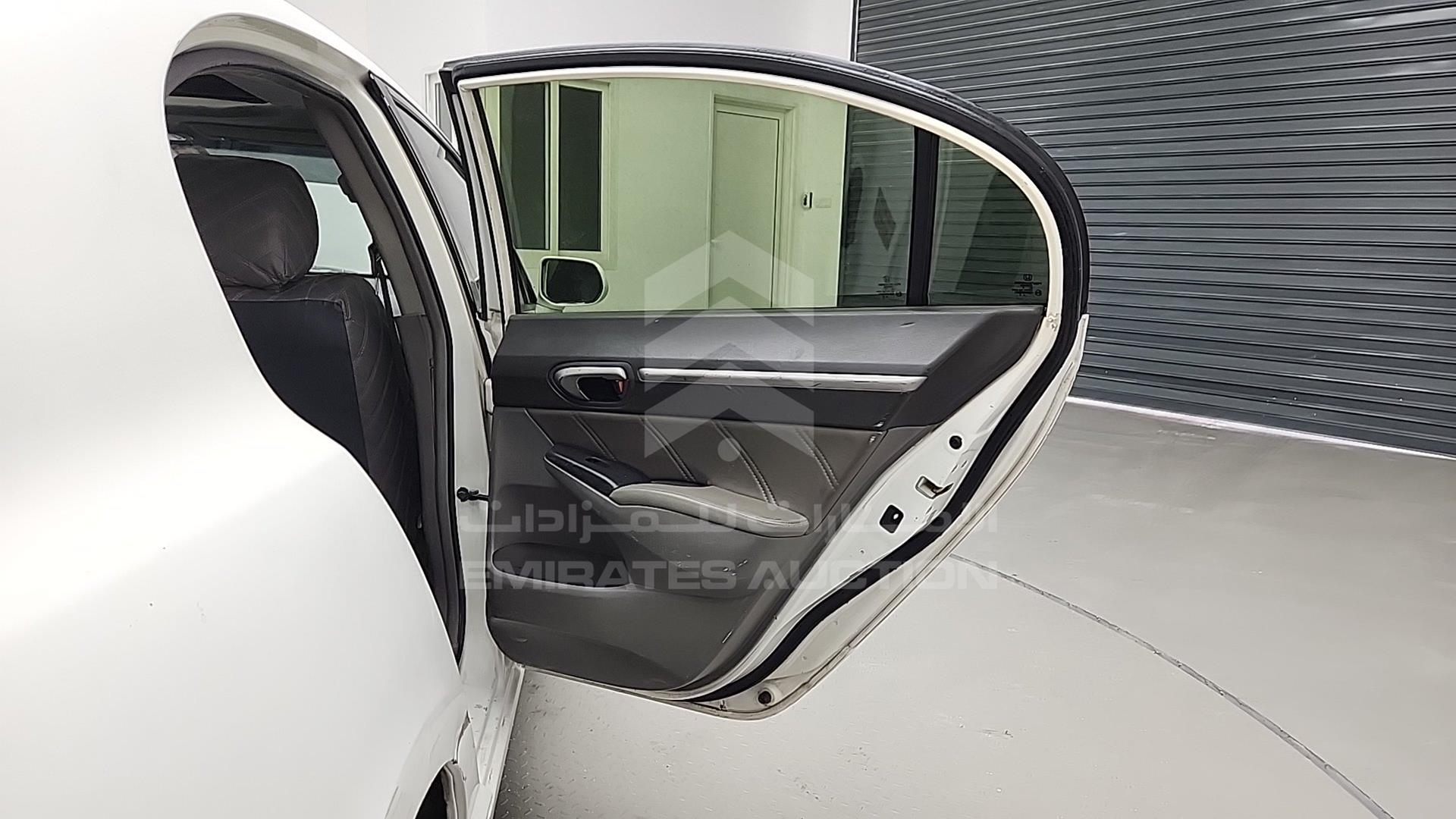 2011 HONDA CIVIC VIN: 2HGFA1F09BH011471
