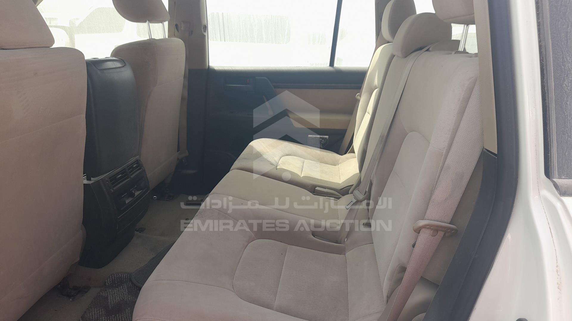 2011 TOYOTA LAND CRUISER VIN: JTMHU09J6B5052743