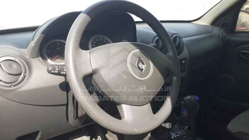 VF1HSRCA4FA515266 Auction: EmiratesAuction Lot: 408568 VF1HSRCA4FA515266 Renault Duster 2015 BROWN Photo 12