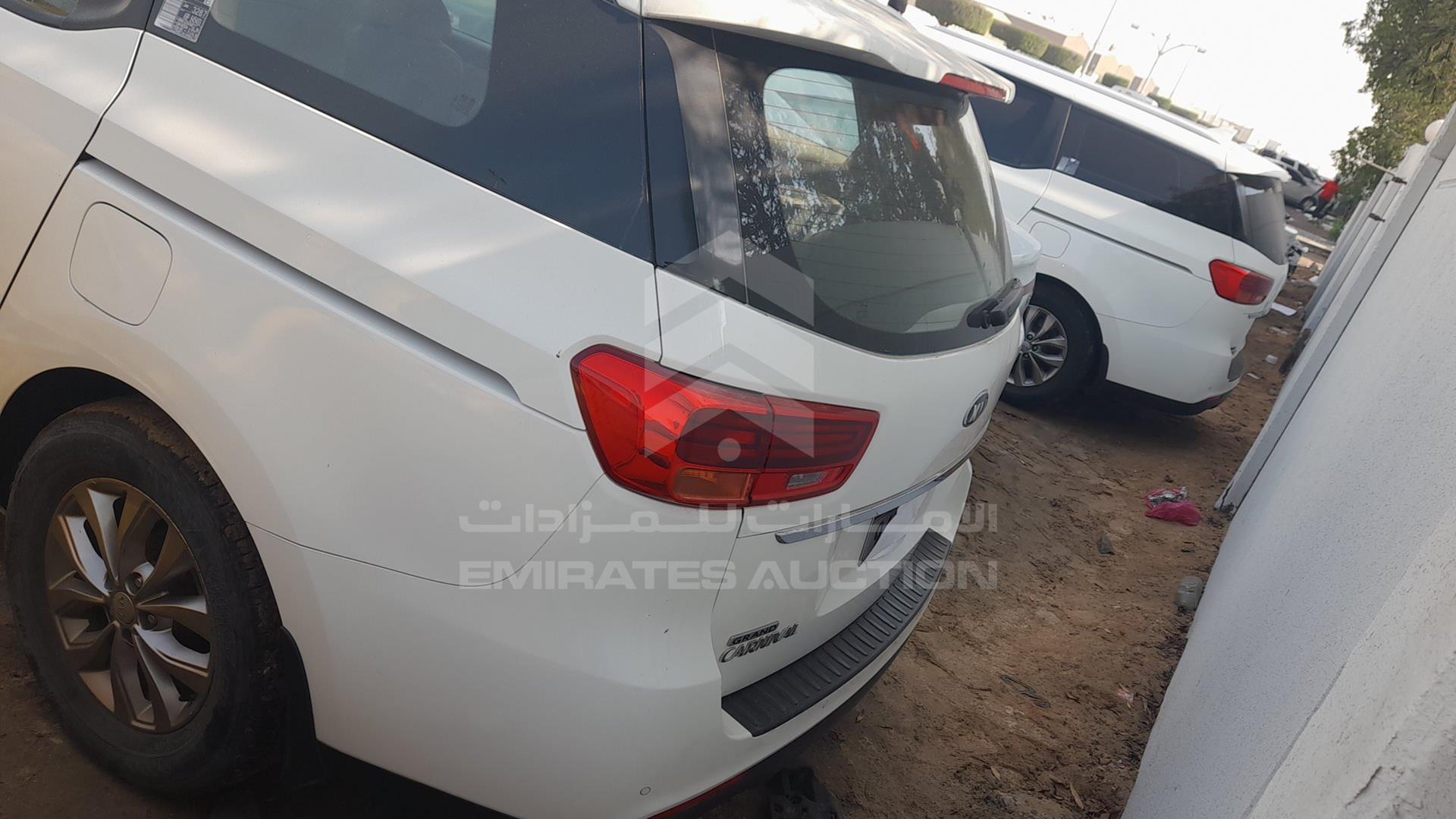 2020 KIA CARNIVAL VIN: KNAMB8122L6645483