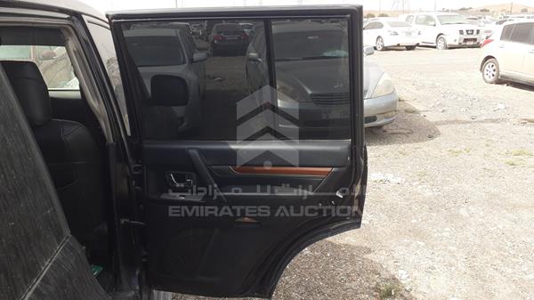 JMYLRV93W8J733423 Mitsubishi Pajero