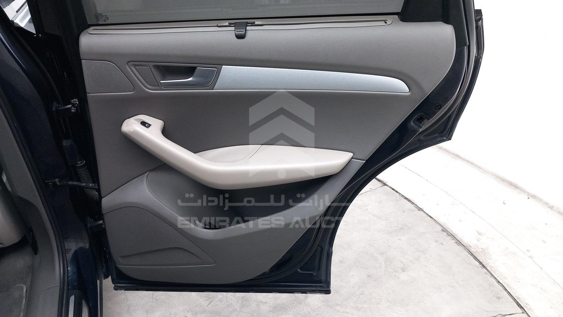 WAUCFC8R2HA042938 - 2011 Audi Q5 - #494286
