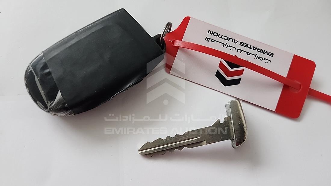 2012 Chrysler 300 — Keys — Photo 6