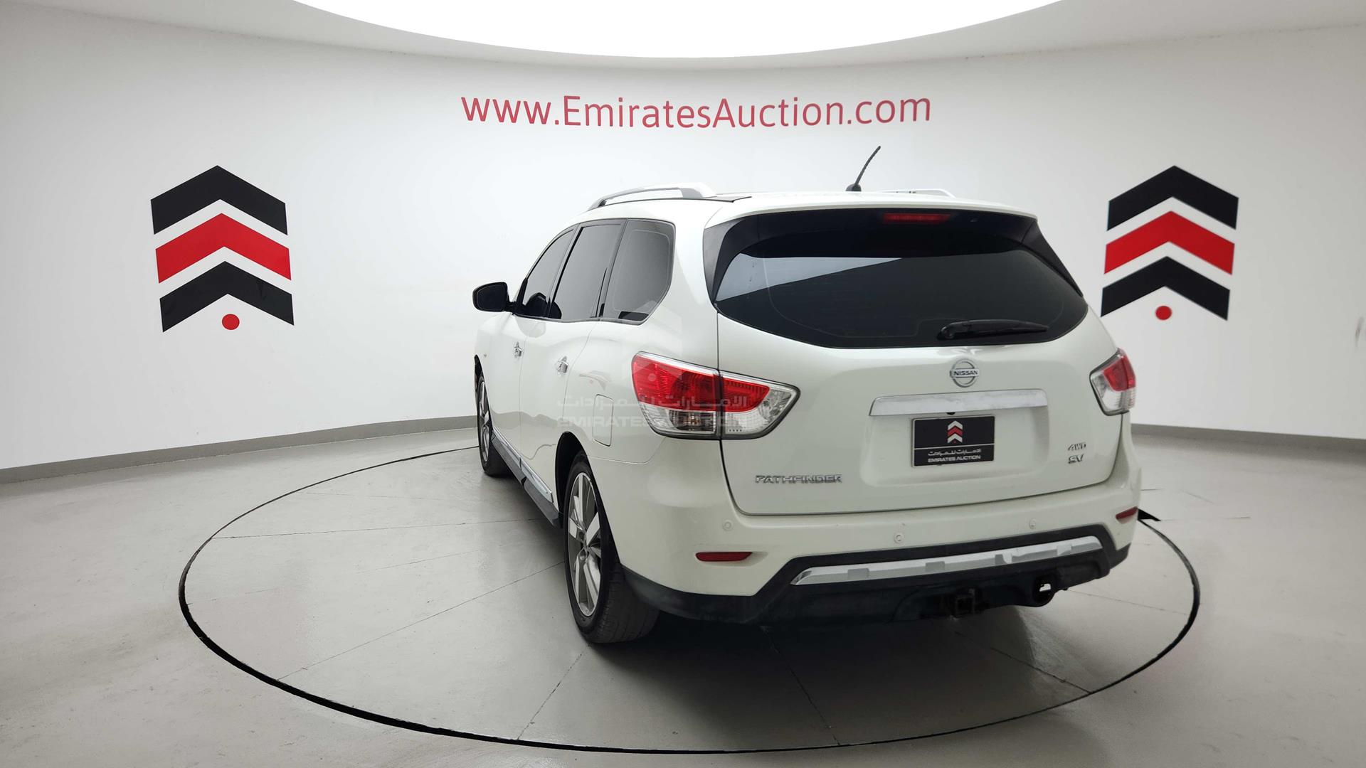 2015 NISSAN PATHFINDER VIN: 5N1AR2M52FC629449