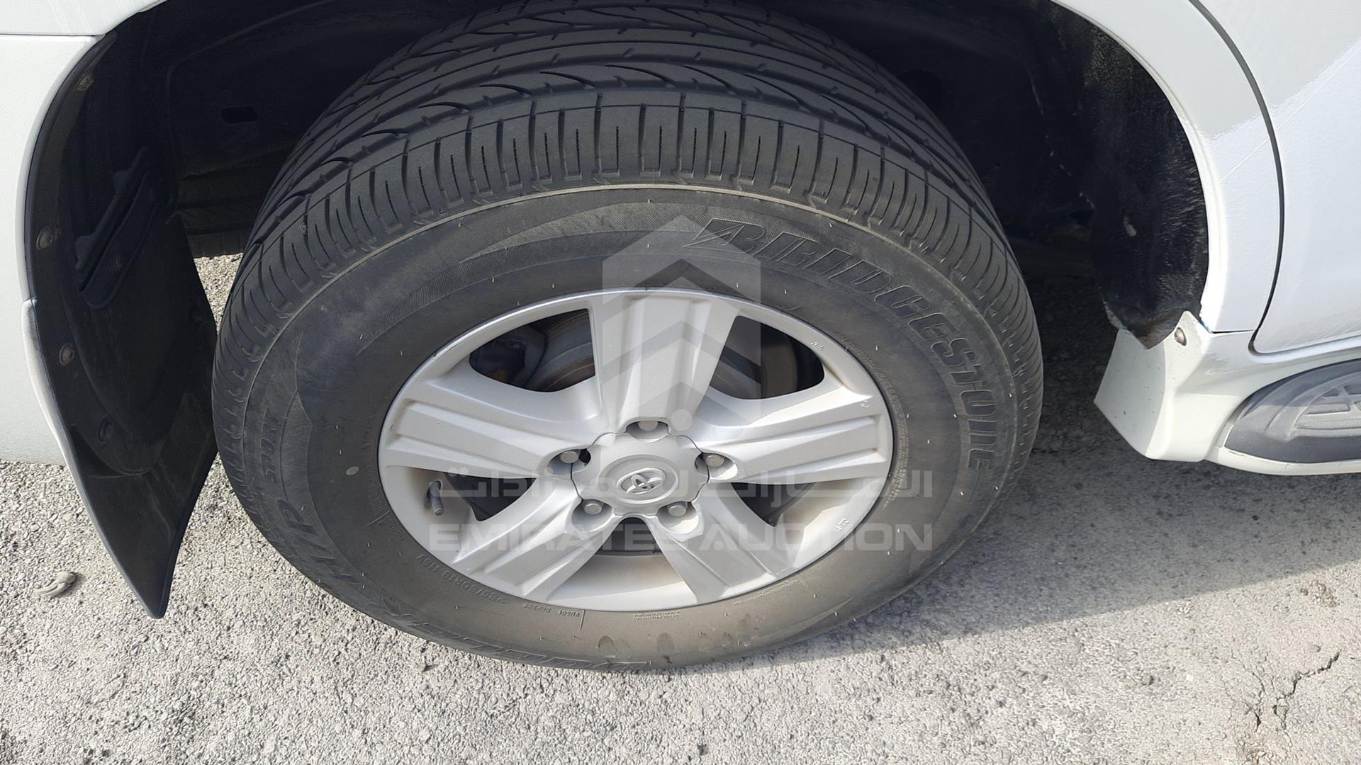2014 TOYOTA LAND CRUISER VIN: JTMDU09J1E5082705