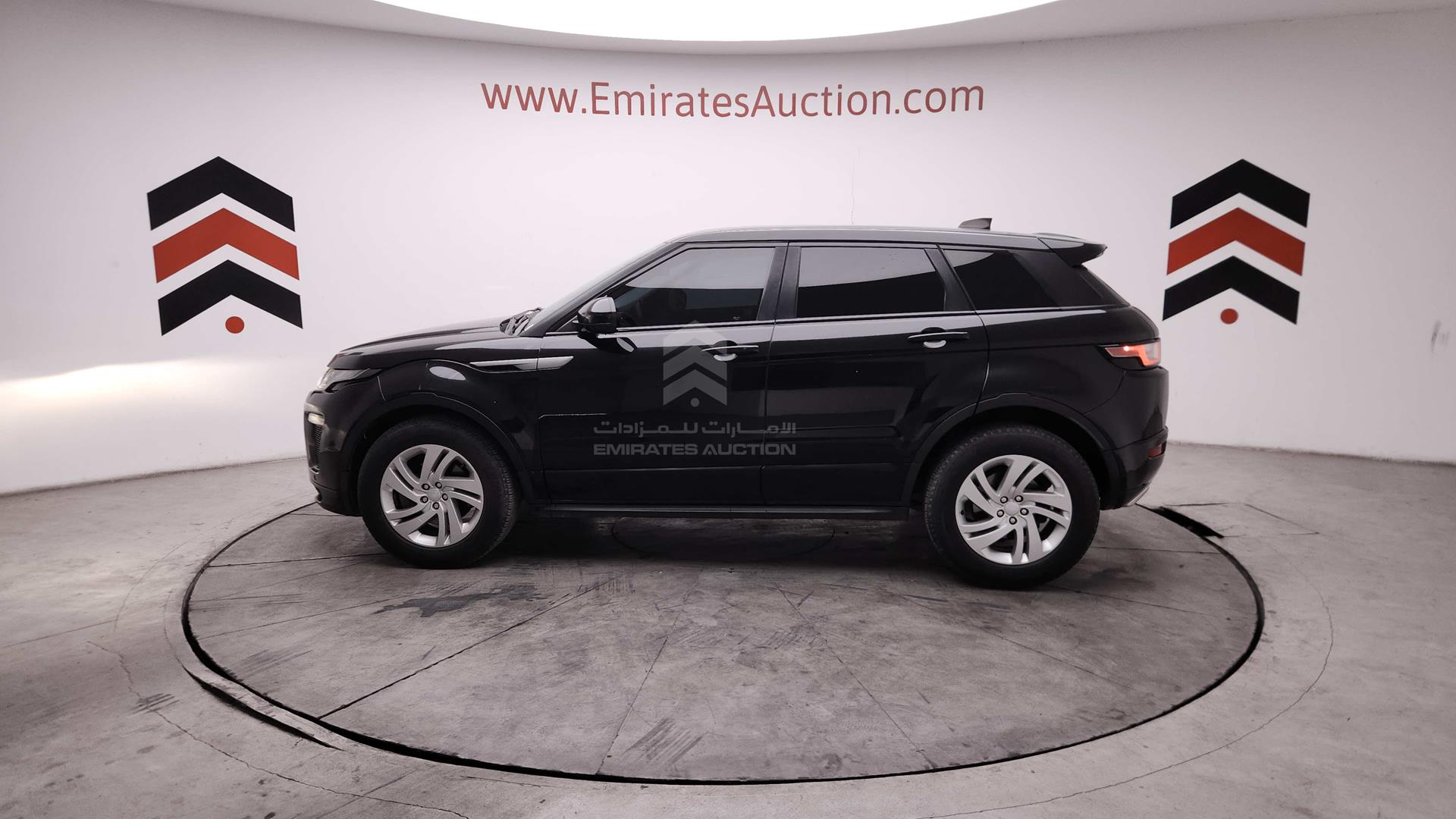 2019 RANGE ROVER EVOQUE VIN: SALVP2RX0JH292094