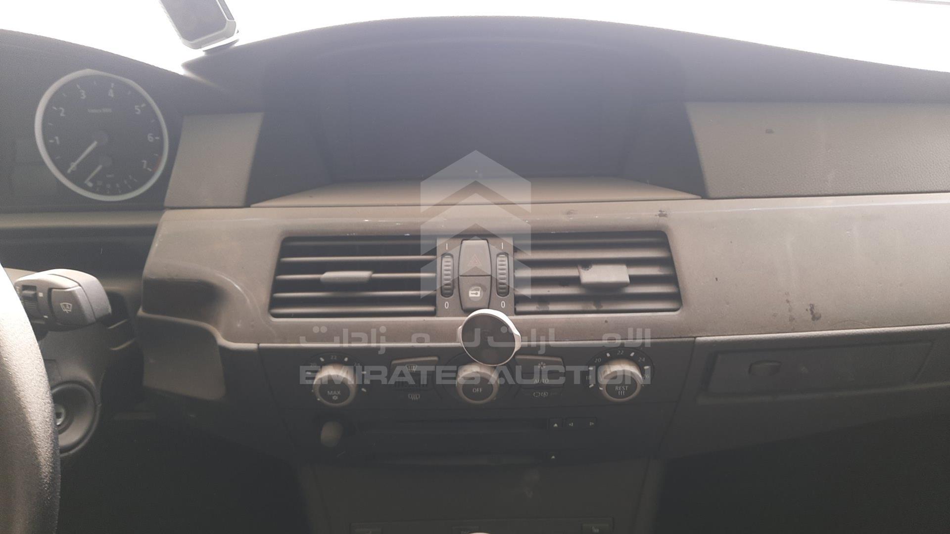 0 BMW 530I VIN: WBANA710X0B607034