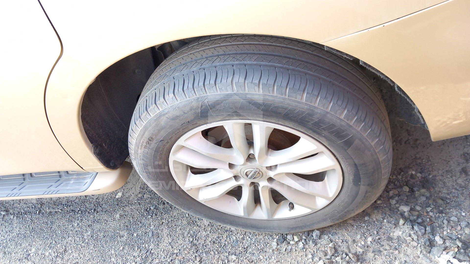 2013 NISSAN PATROL VIN: JN8AY2NY5D9068095