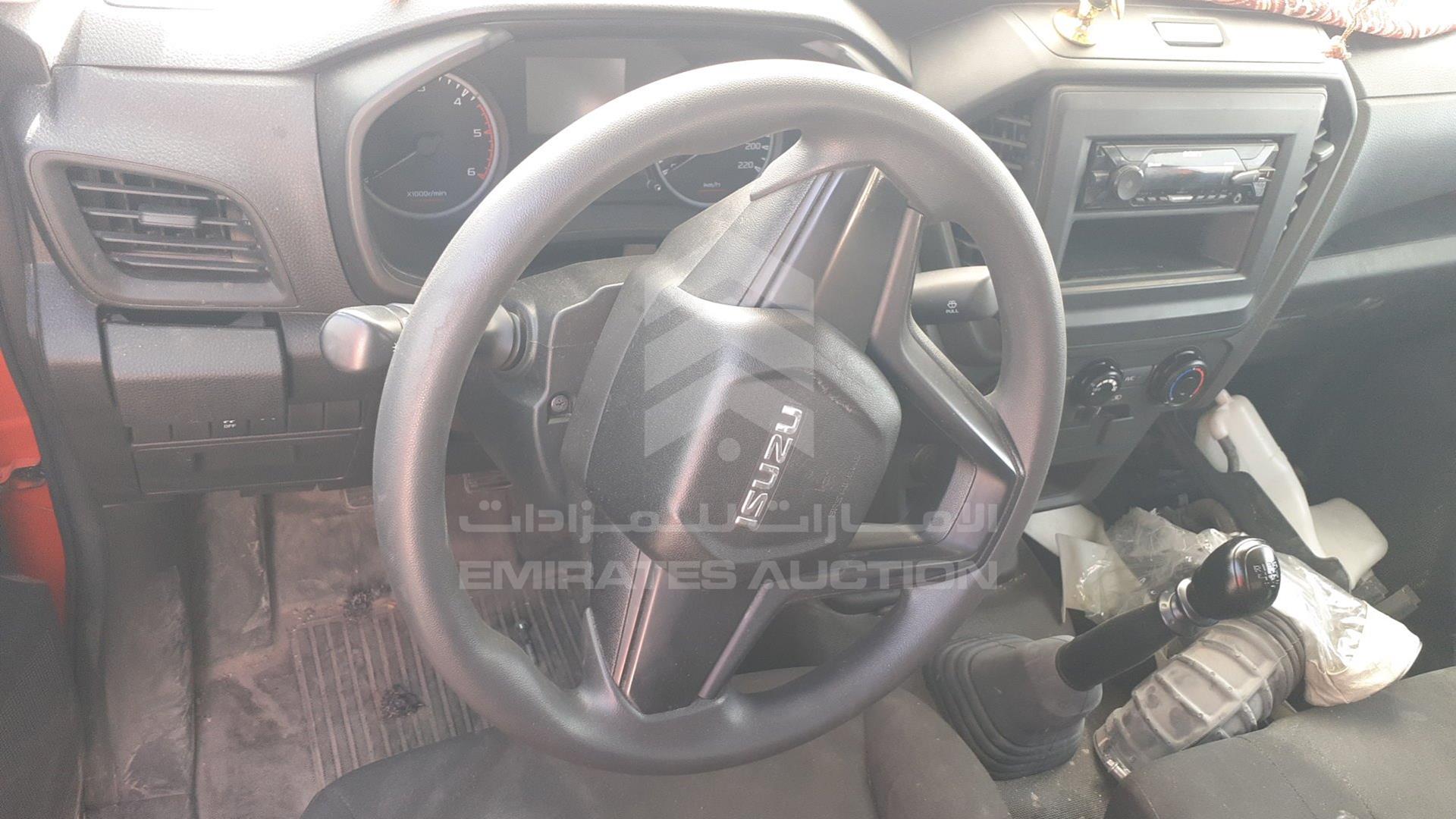 2022 ISUZU PICK UP VIN: MPAEL397XNT005475