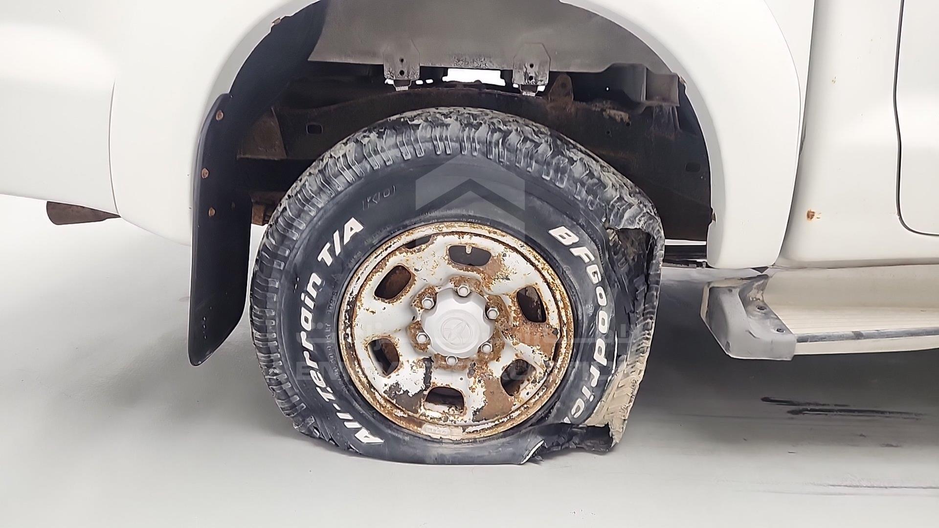 2007 TOYOTA HILUX VIN: MR0FX22G771006167
