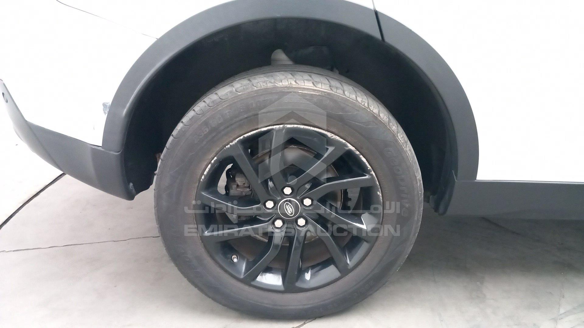 2017 LAND ROVER DISCOVERY VIN: SALCP2BG3HH690993