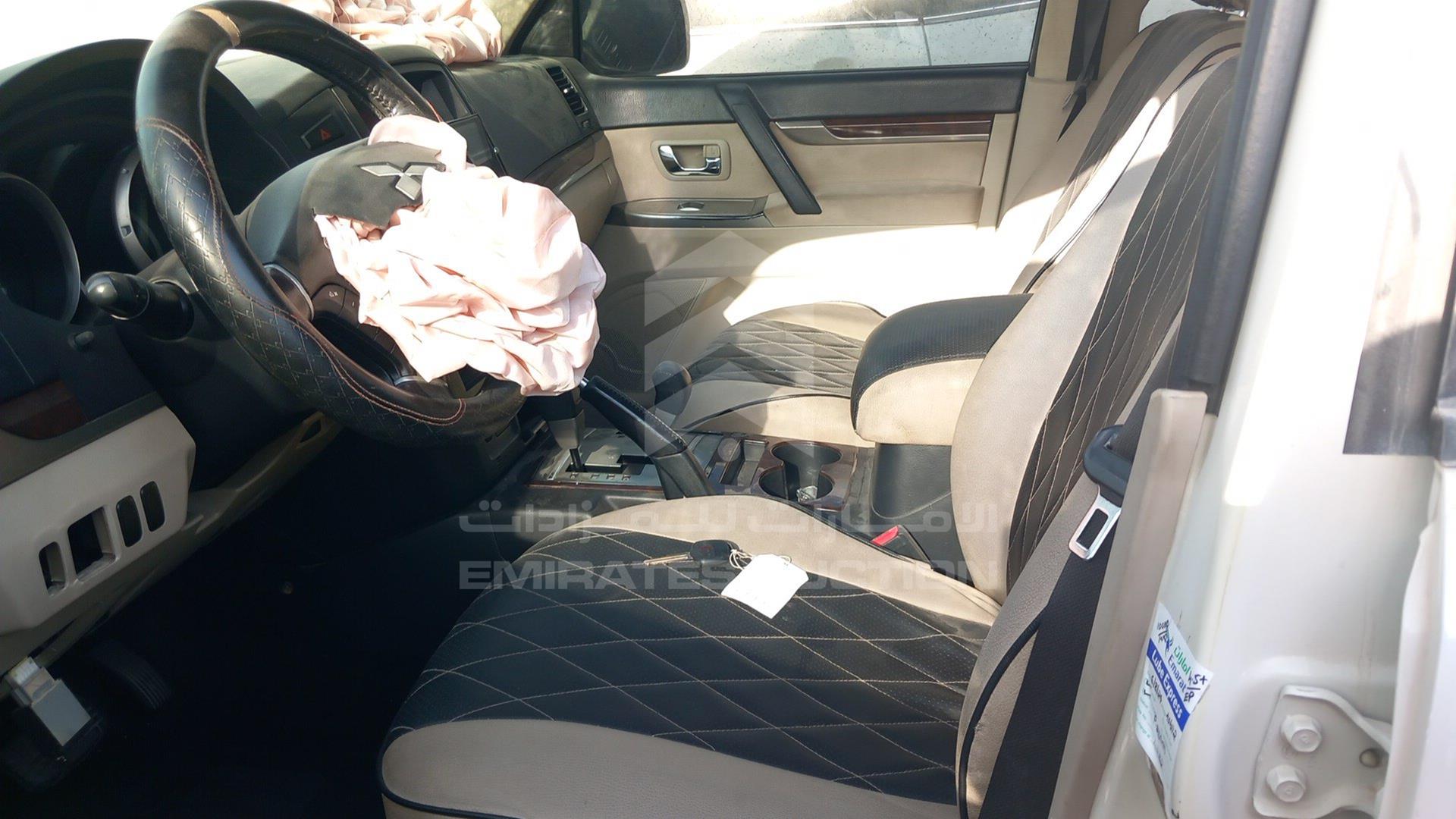 2013 MITSUBISHI PAJERO VIN: JMYLRV95WDJ709578